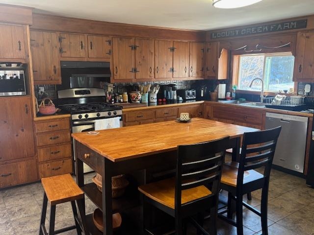 1821 Chateauguay Road Property Photo 8