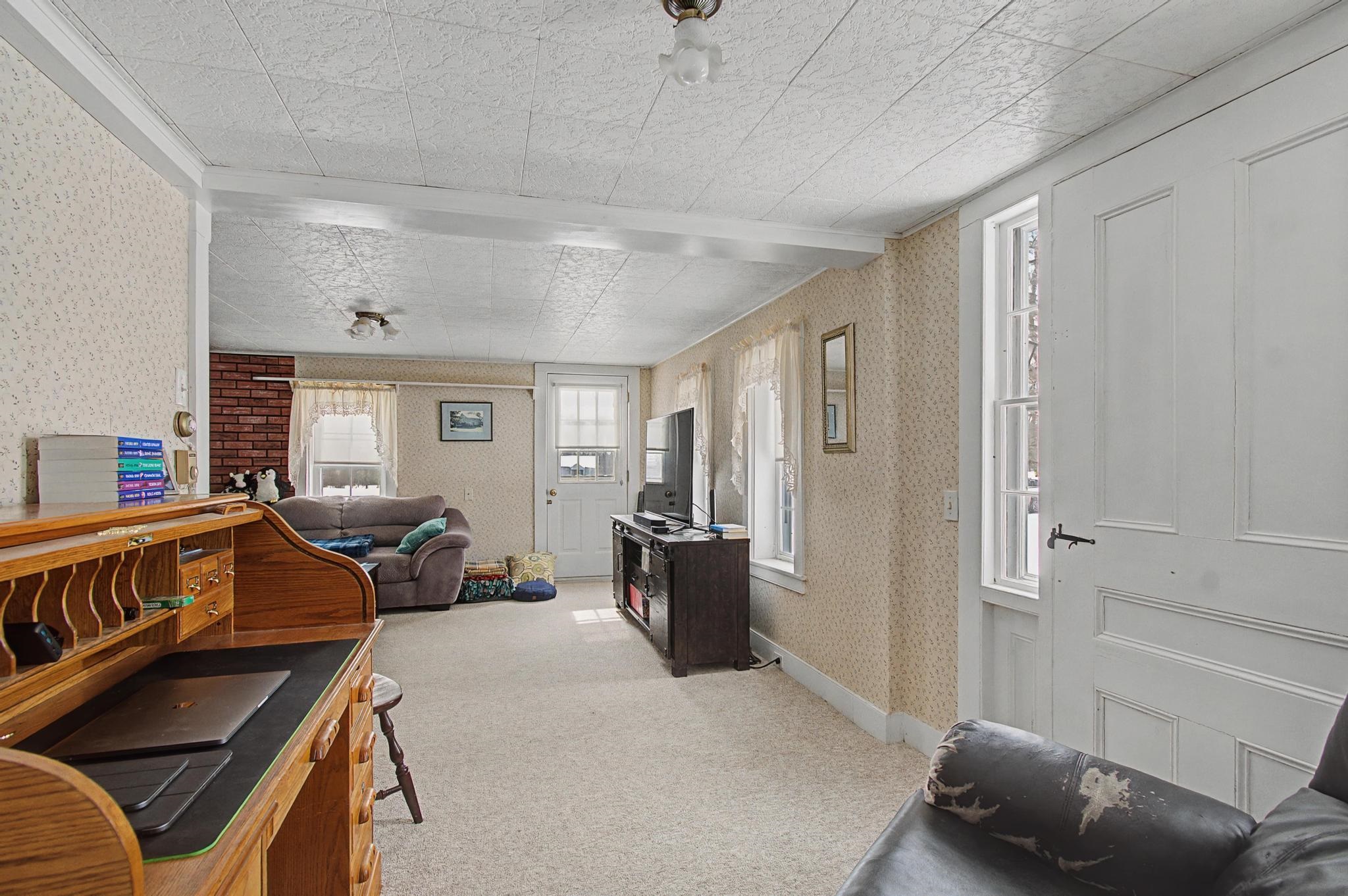 1559 Swamp Road Property Photo 16
