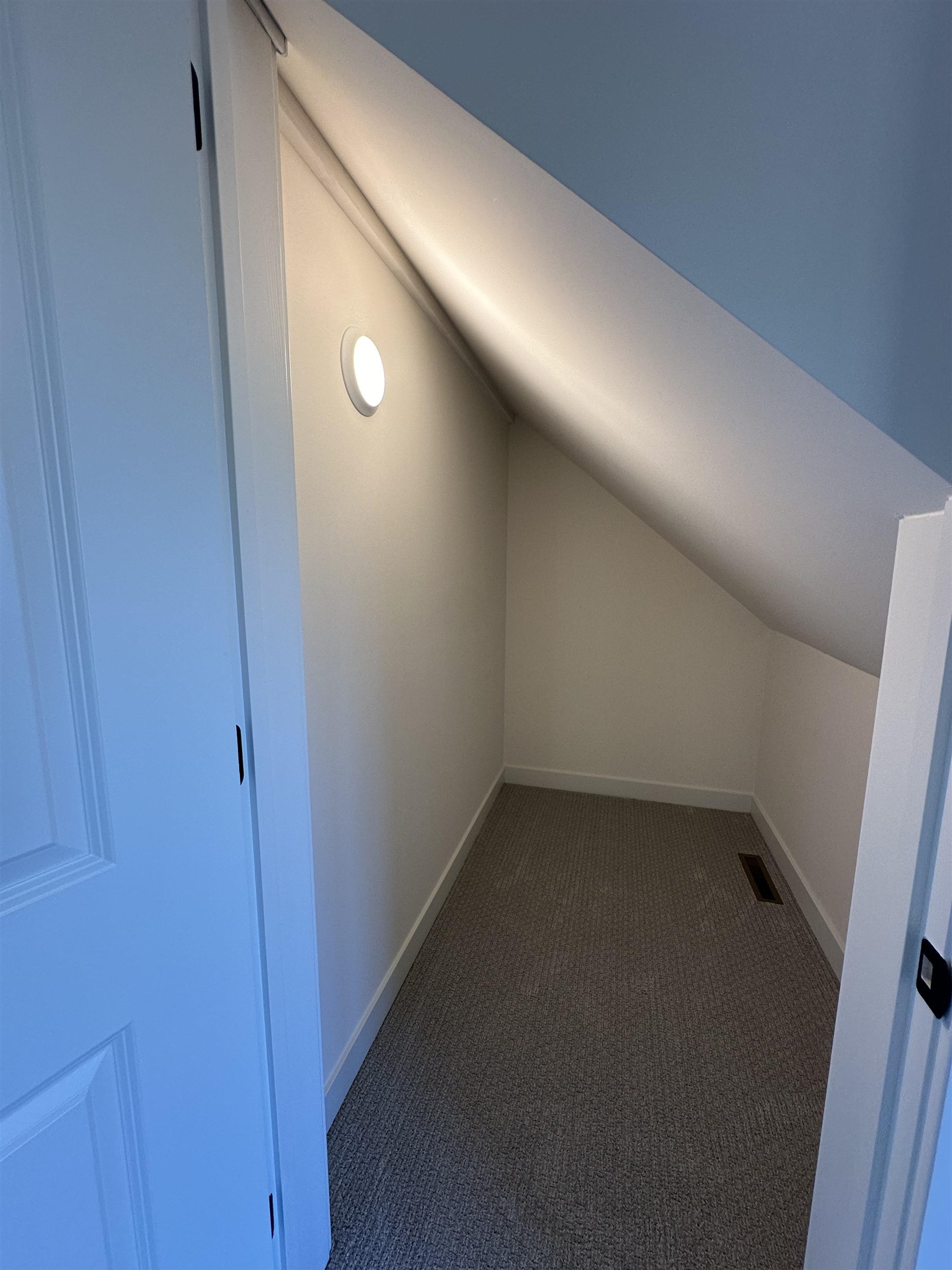 136 Camber Lane Property Photo 34