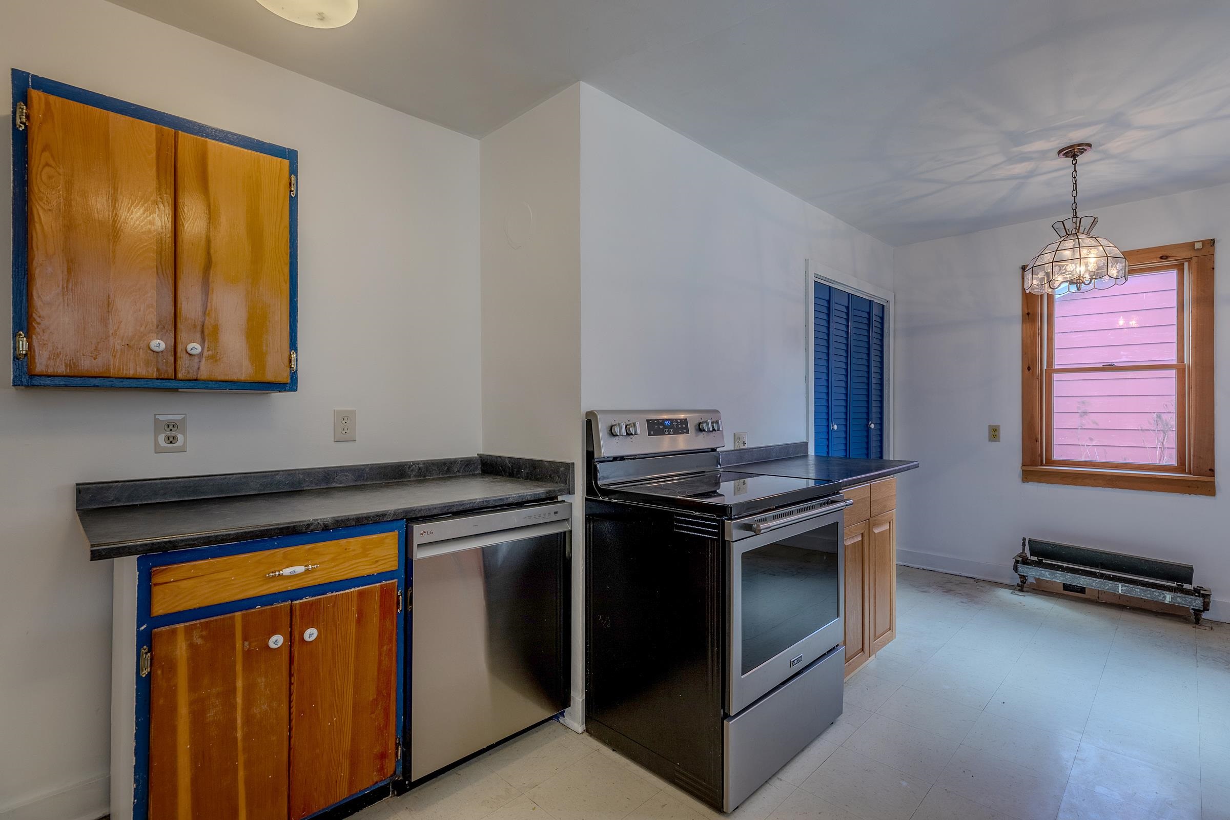 446 Highland Avenue Property Photo 11