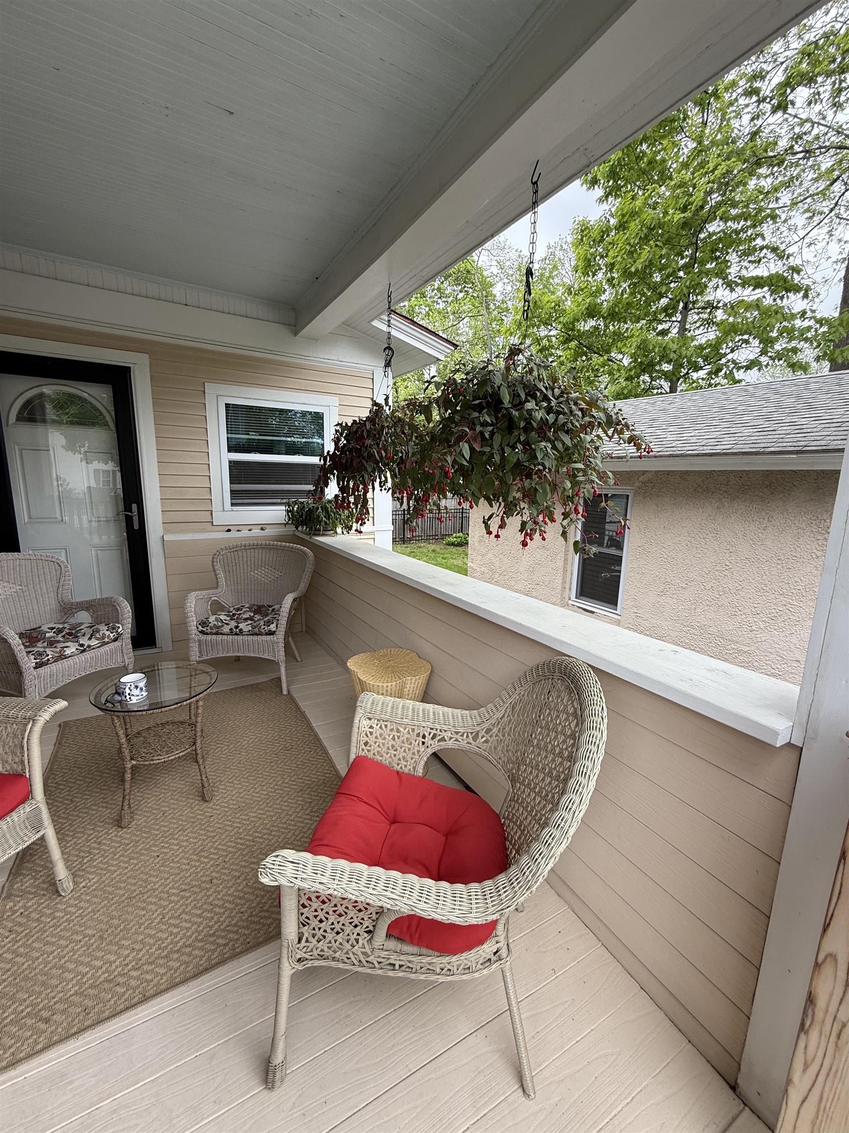 549 West Street Property Photo 32