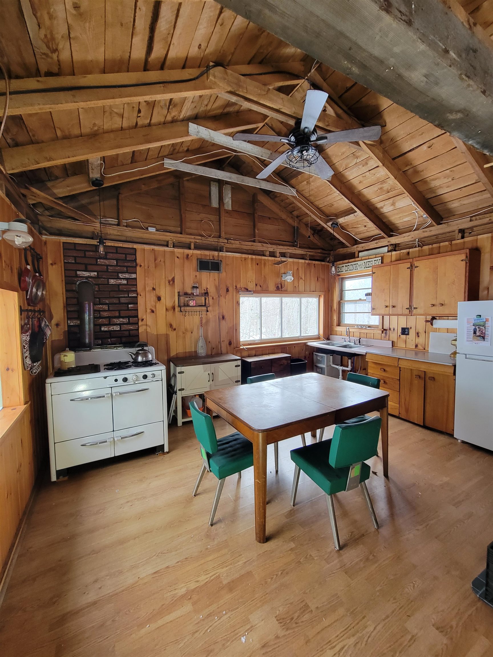 845 Bailey Hill Road Property Photo 8