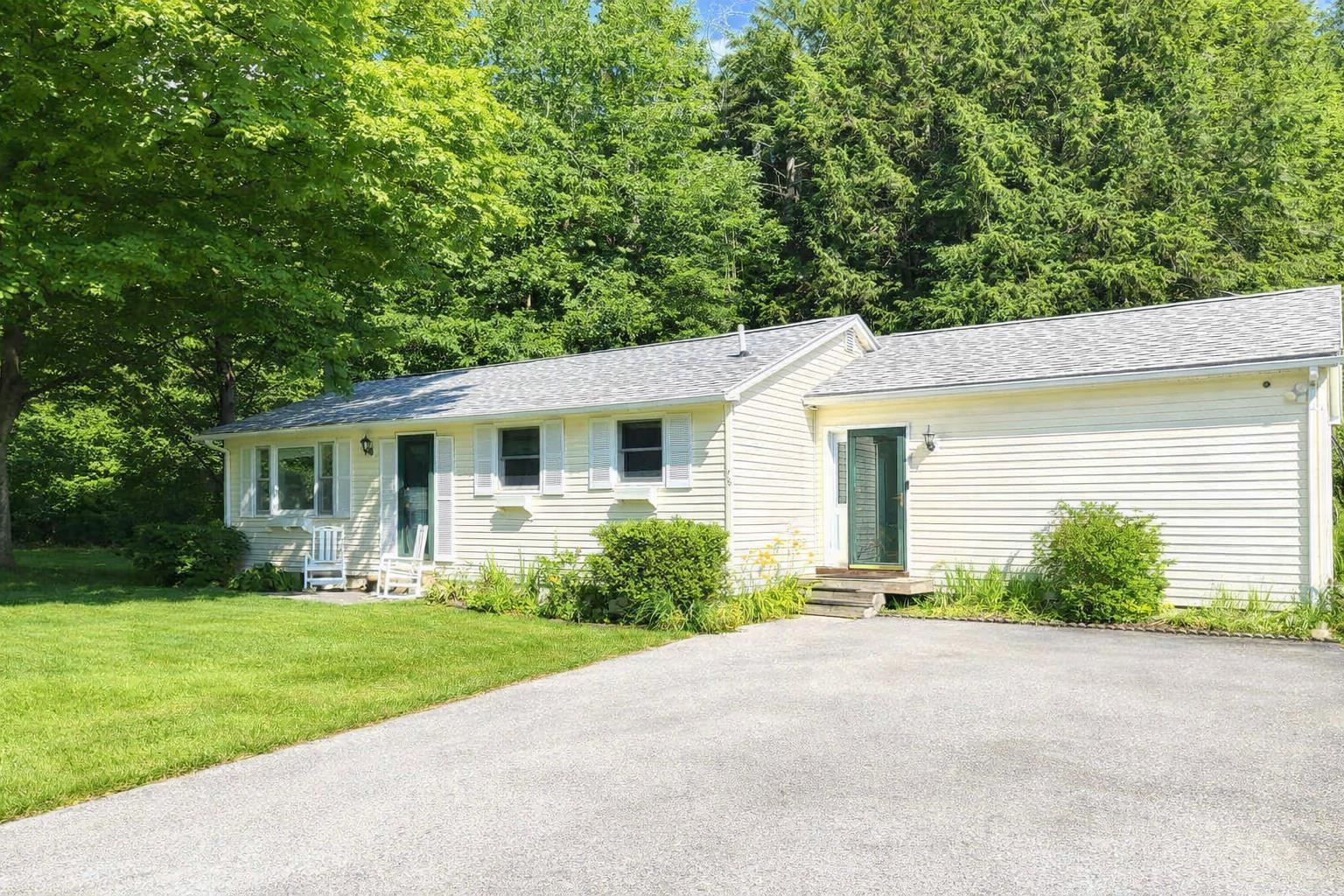 78 Carbonti Circle Property Photo 1