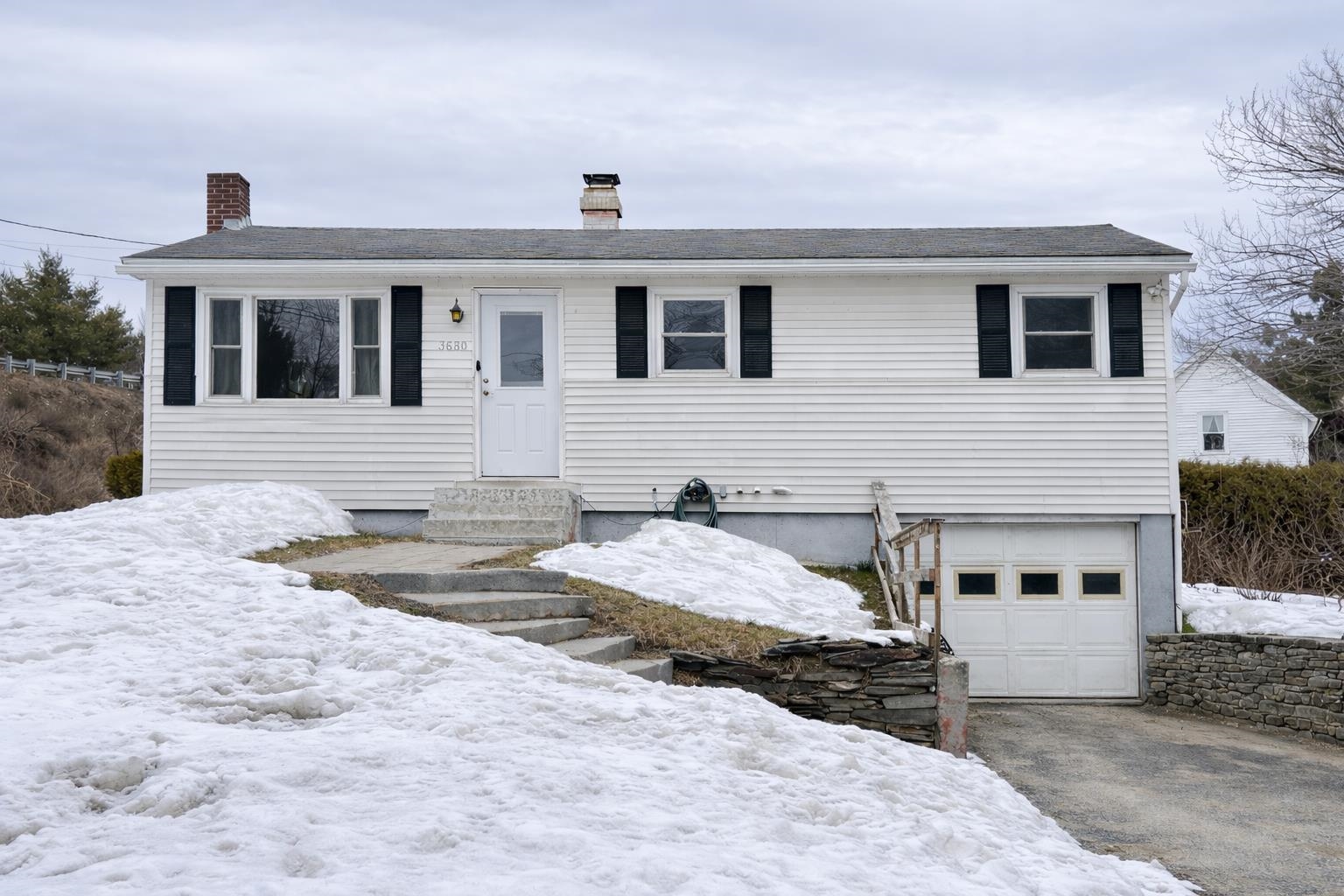 3680 Memorial Drive Property Photo 6