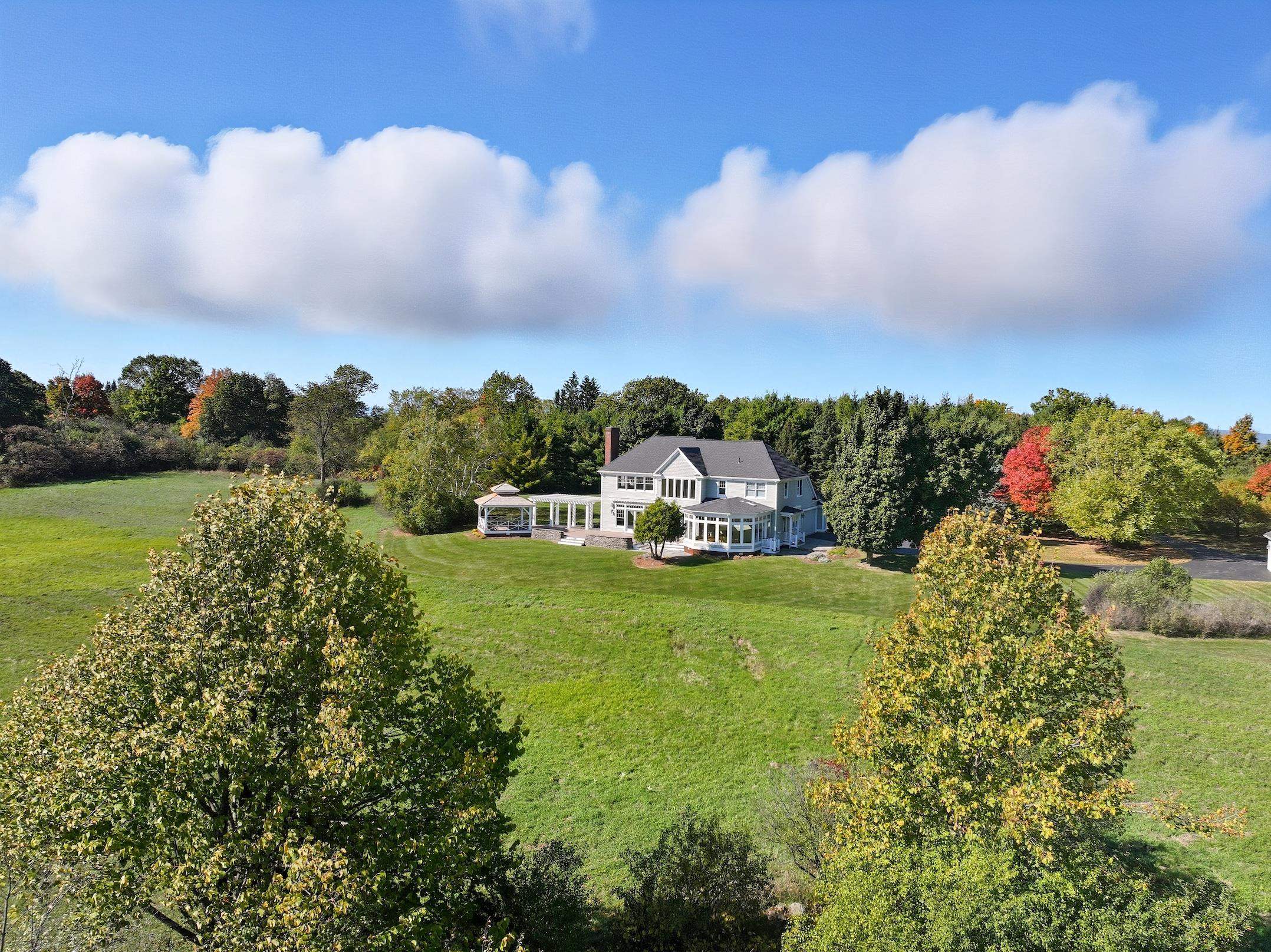 6 Luke Lane Property Photo 12