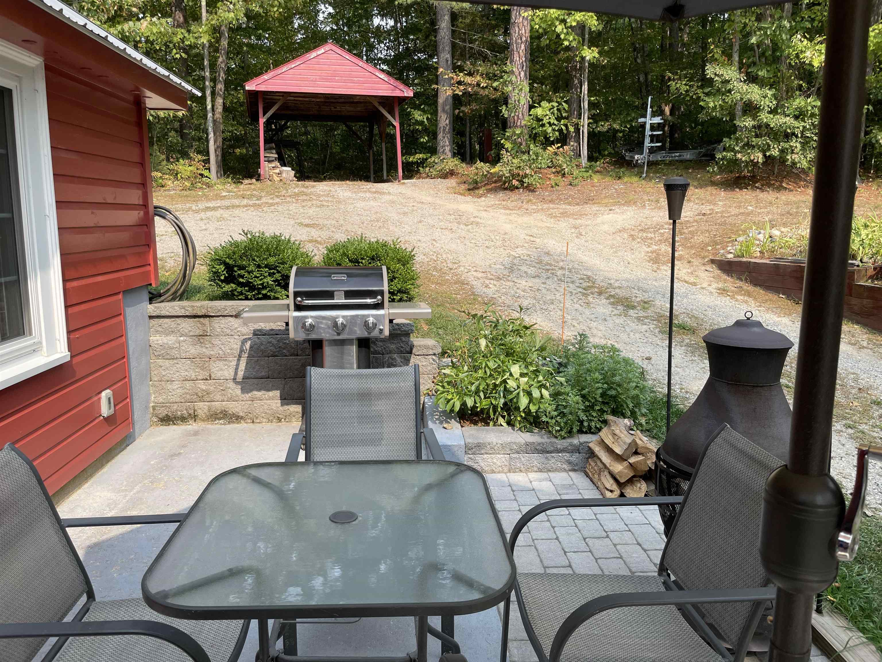 748 Plains Road Property Photo 4