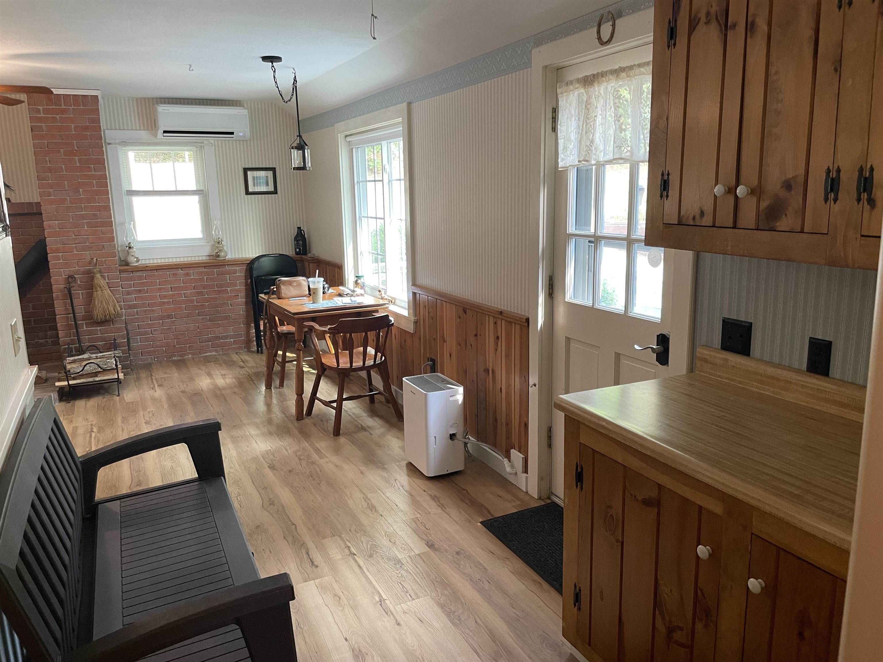 748 Plains Road Property Photo 12