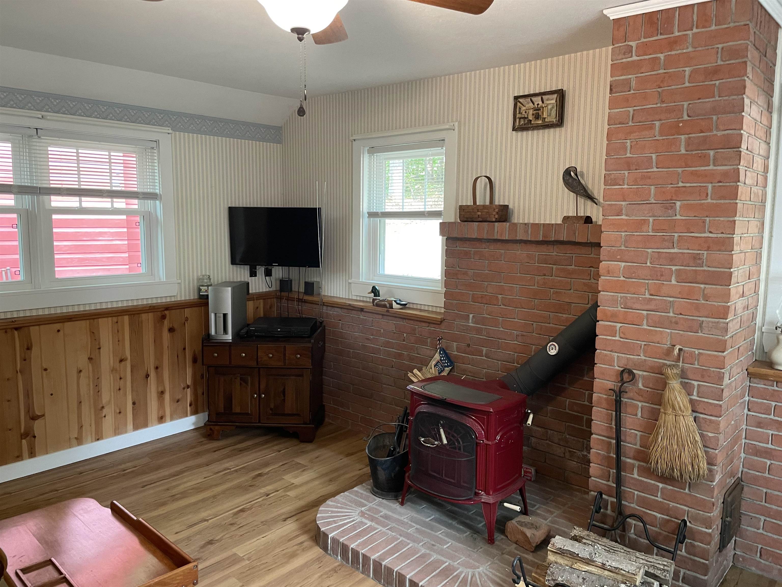 748 Plains Road Property Photo 29