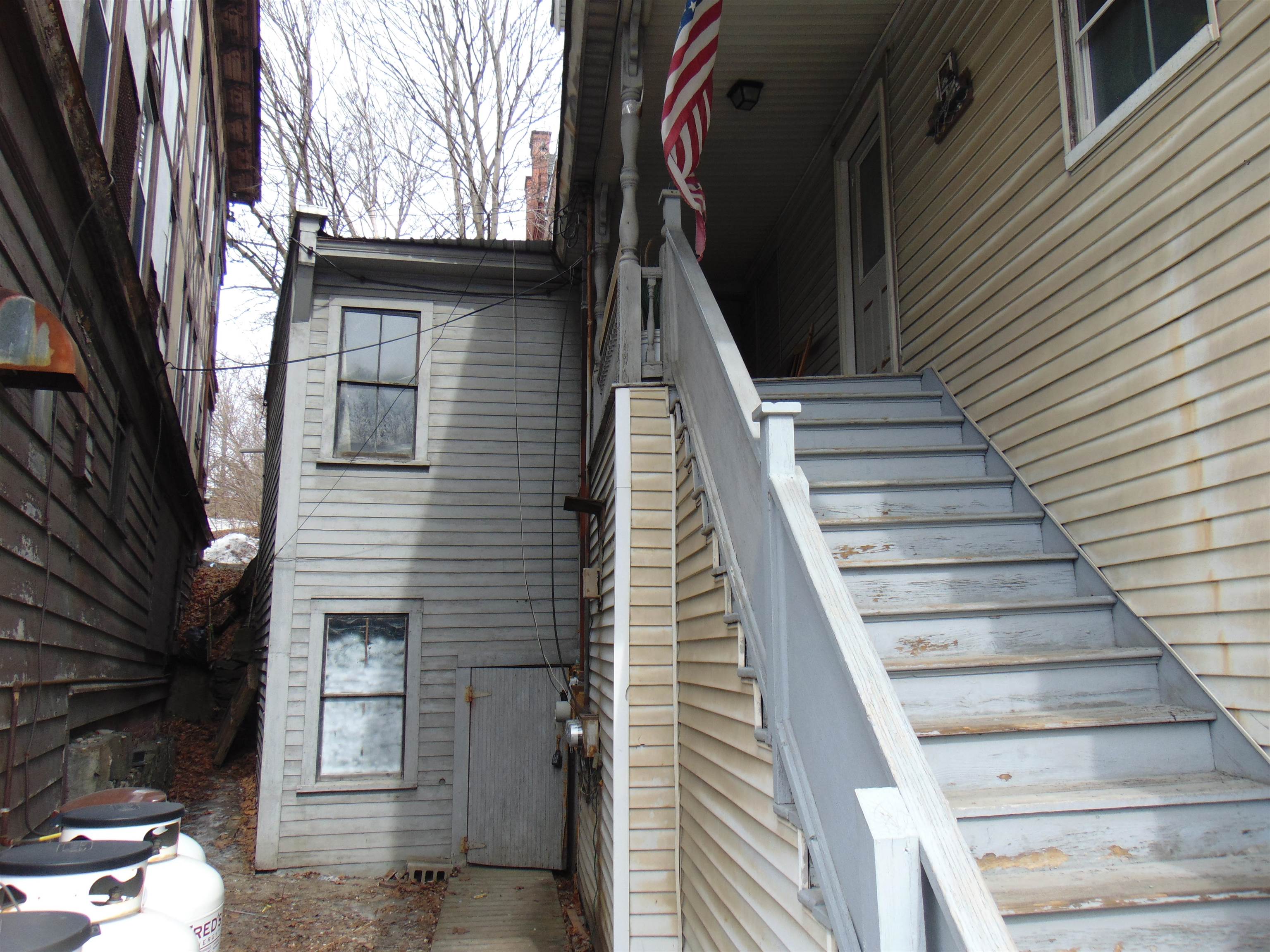 166 Eastern Avenue Property Photo 5