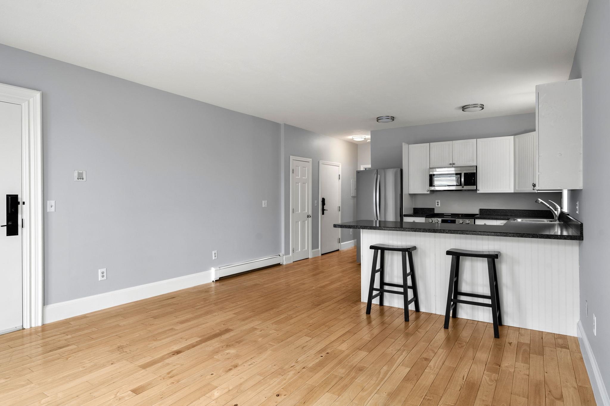 314 Islington Street Property Photo 10