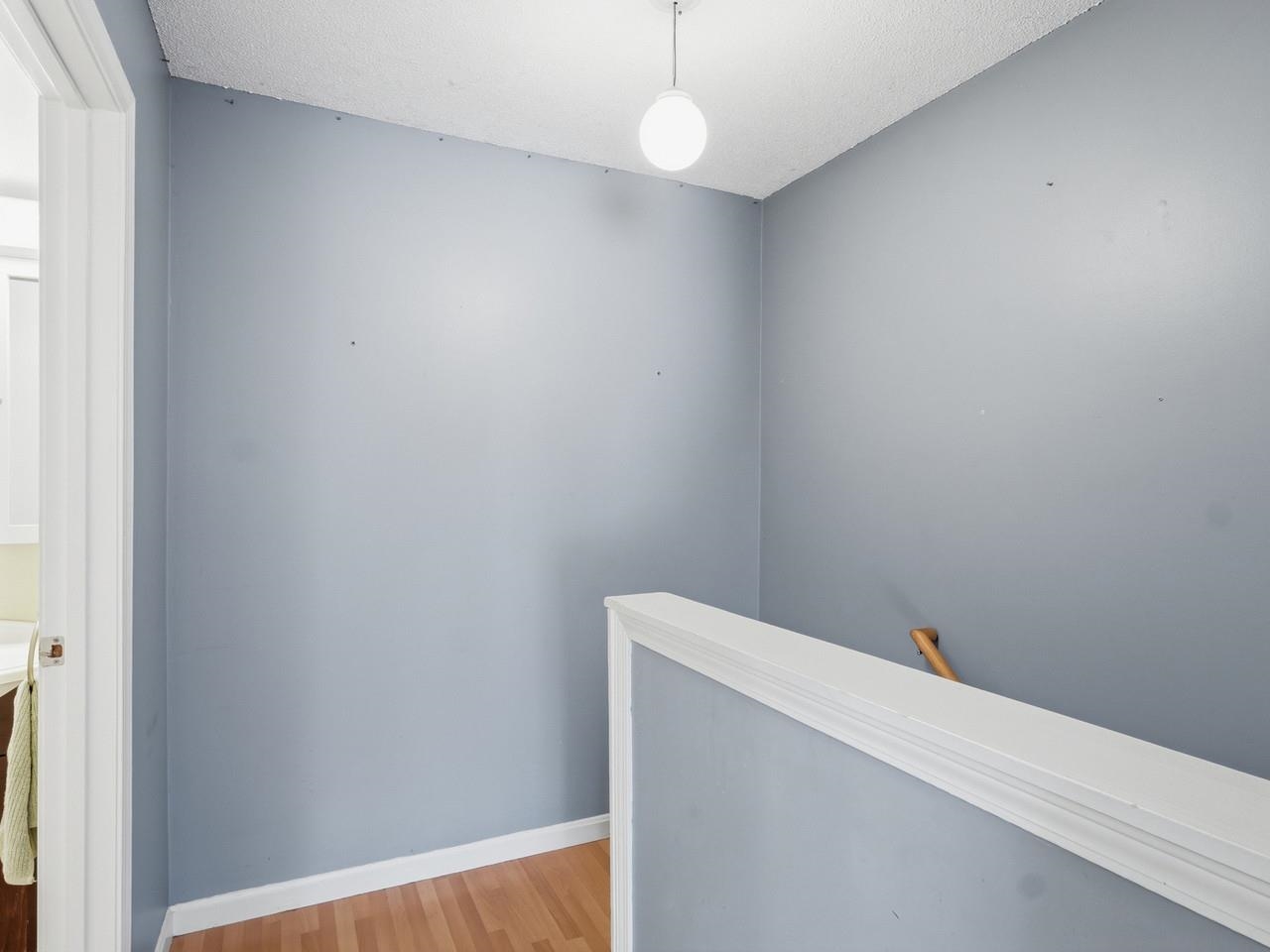 297 College Street Property Photo 9
