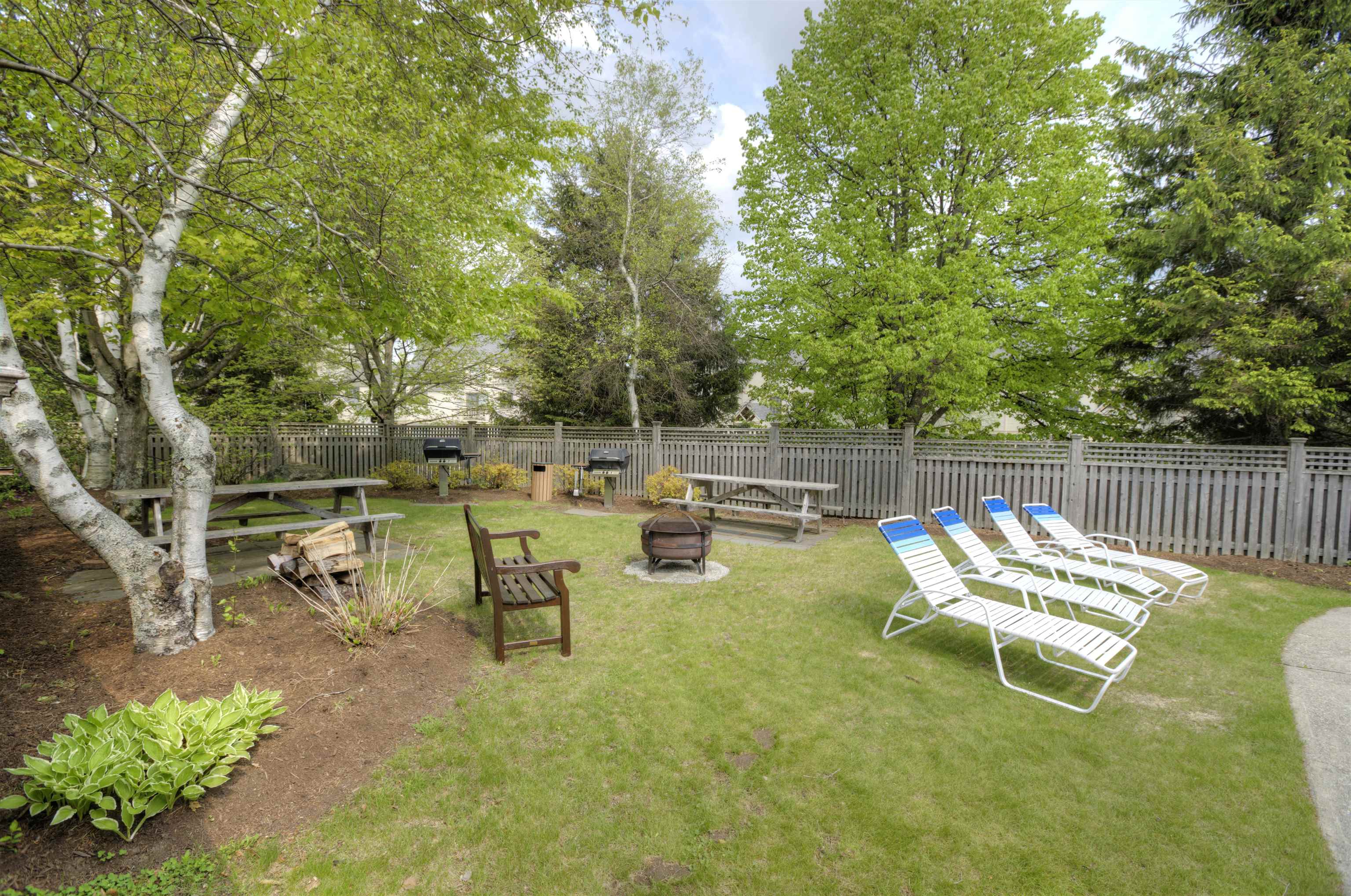 49 High Point Drive Property Photo 5