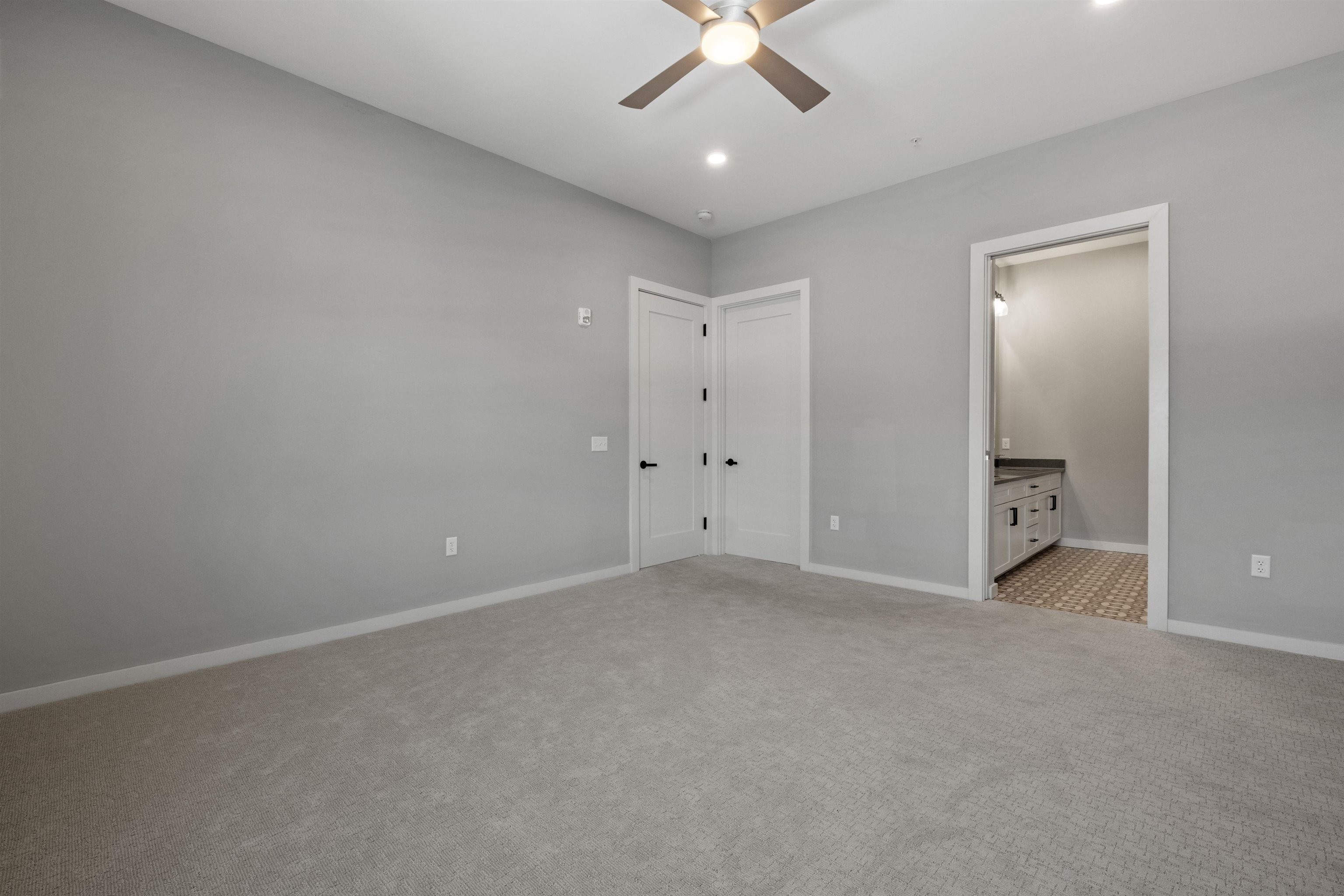 51 Elm Street Property Photo 13