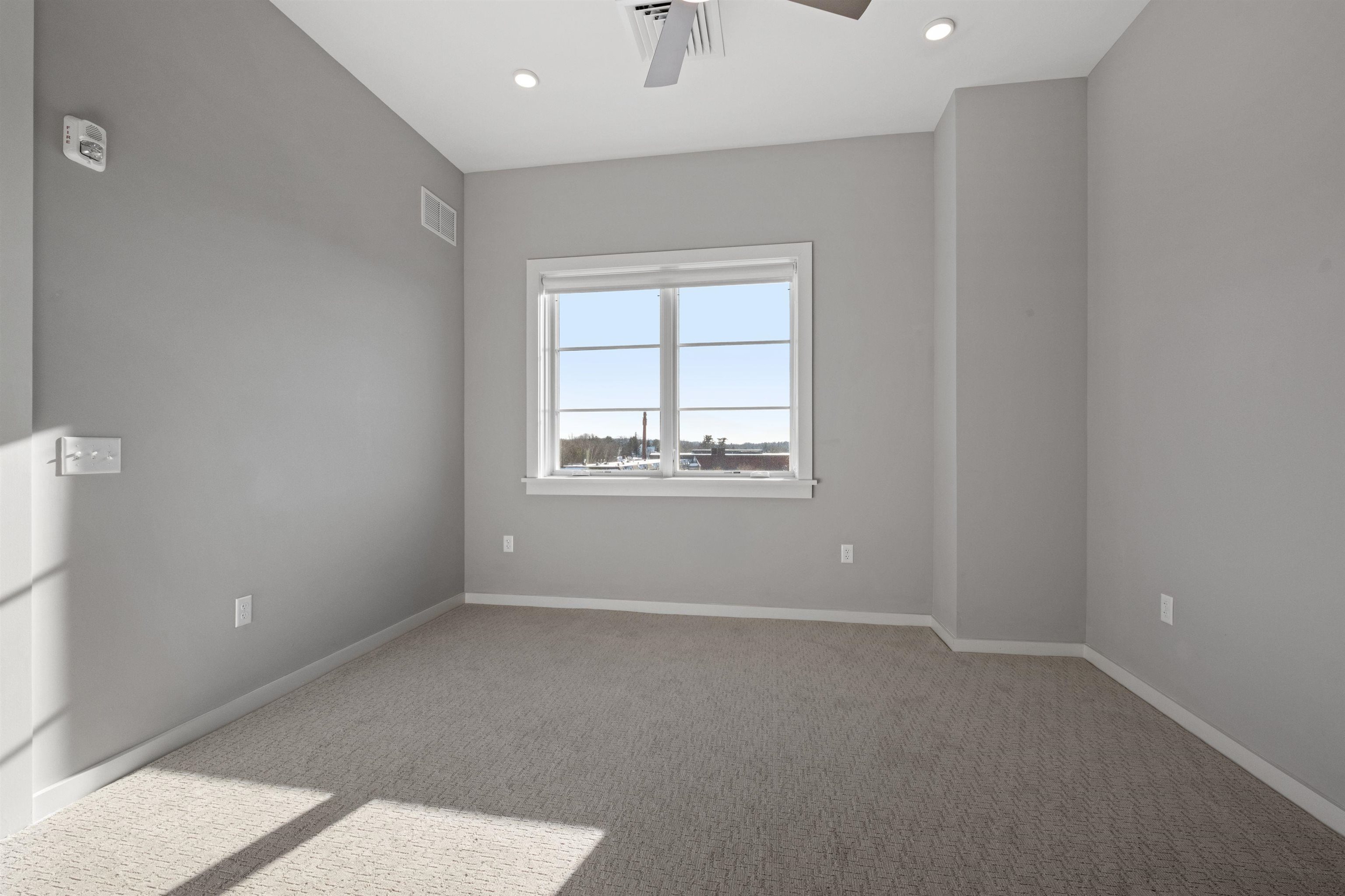 51 Elm Street Property Photo 16