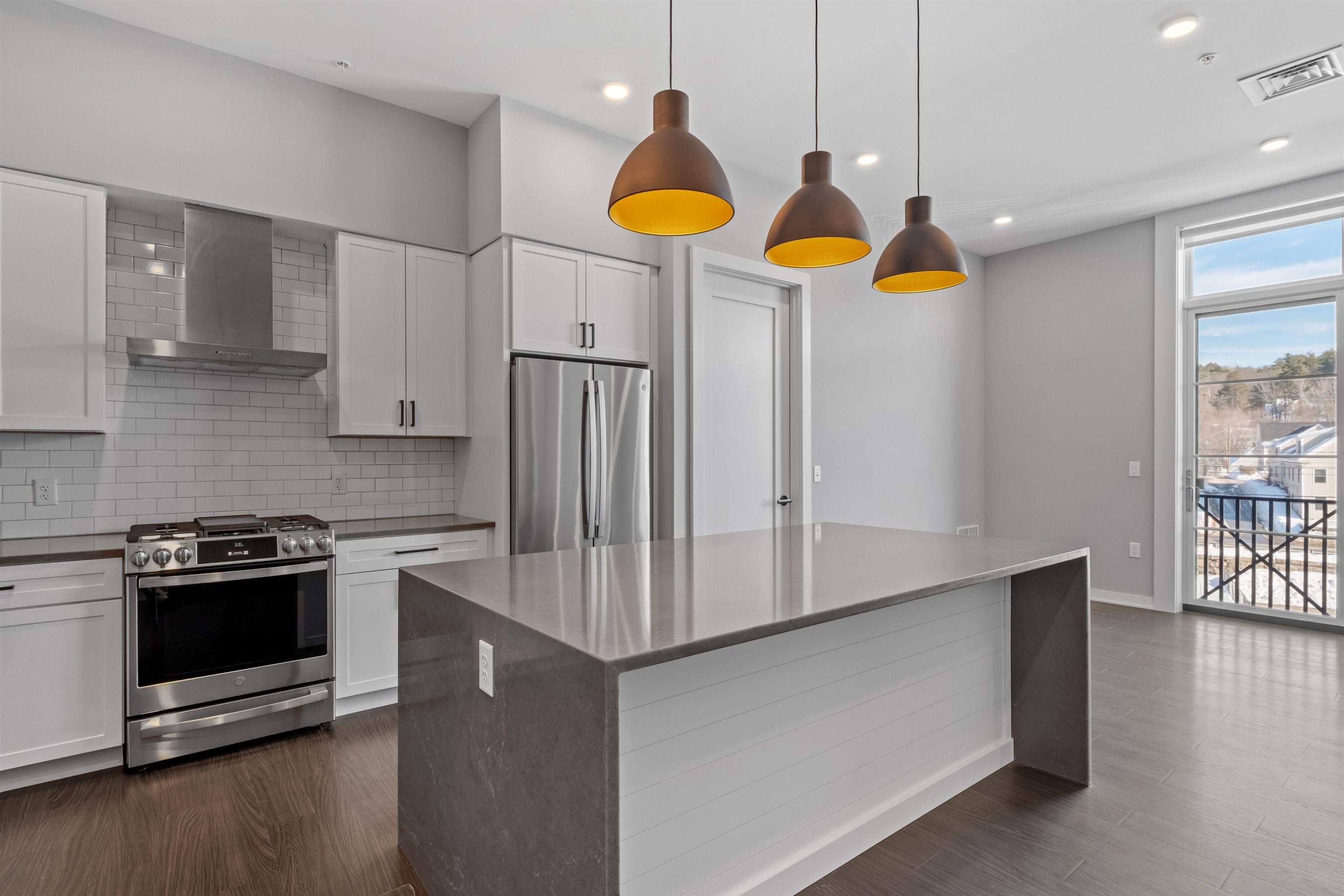 51 Elm Street Property Photo 1