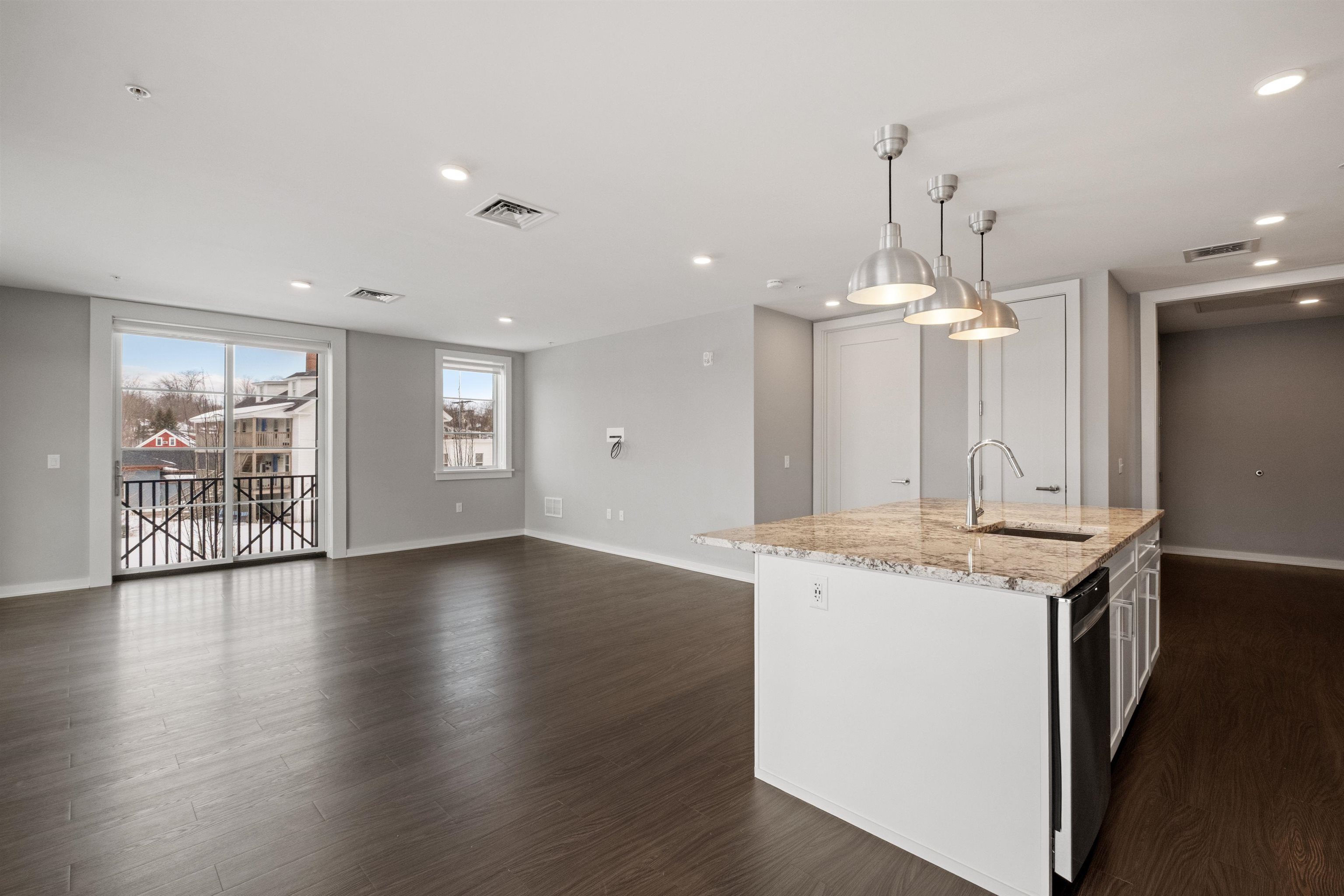 51 Elm Street Property Photo 3