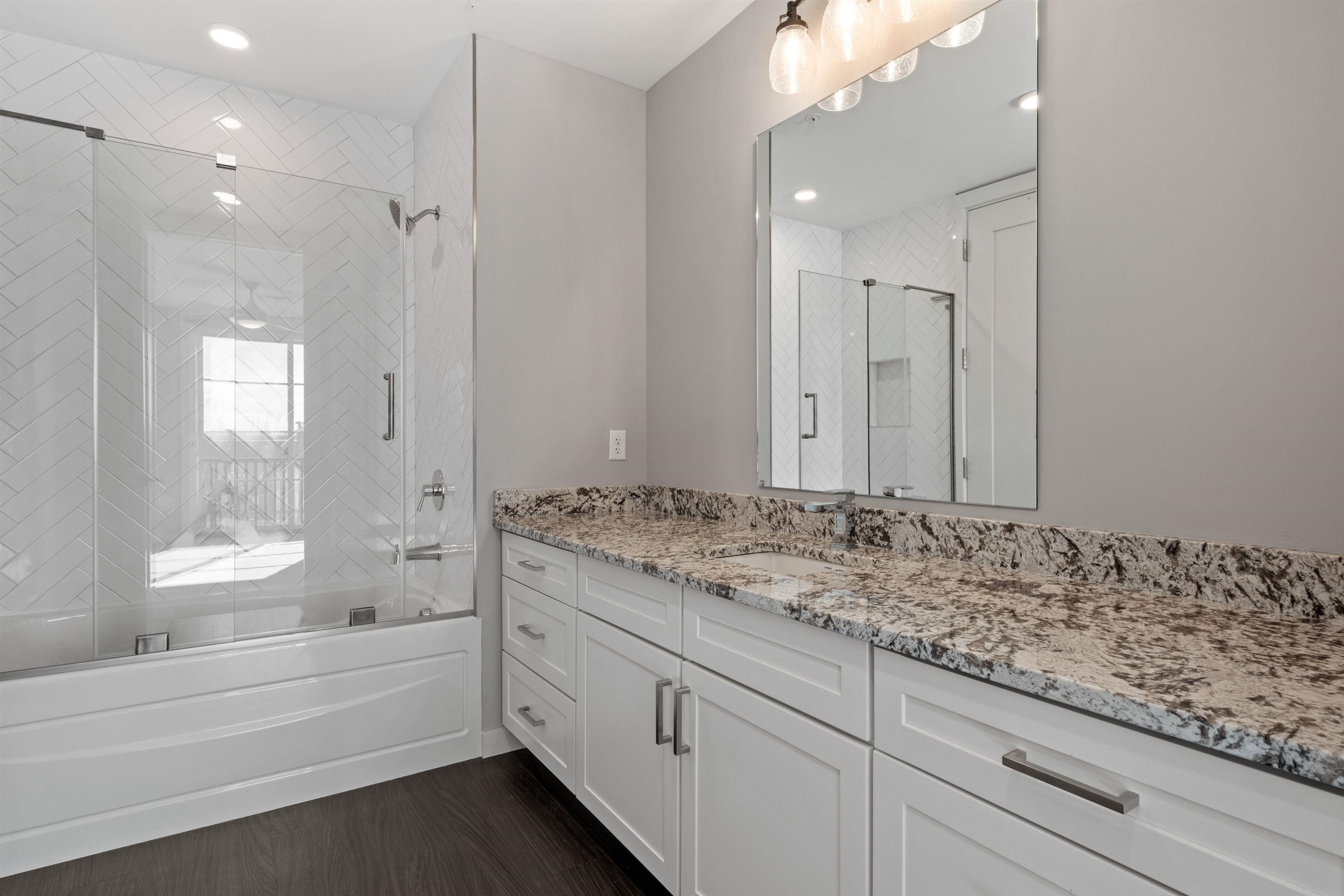 51 Elm Street Property Photo 15
