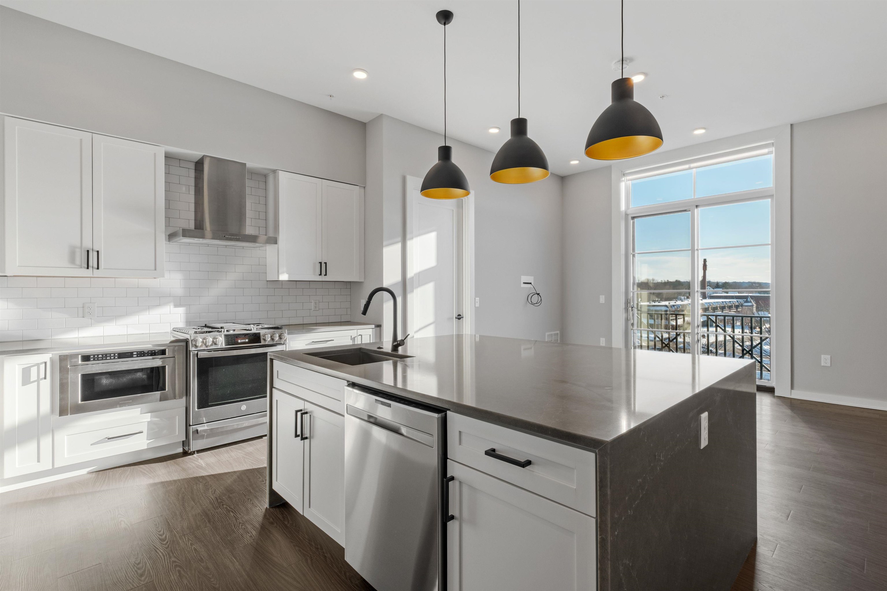 51 Elm Street Property Photo 1
