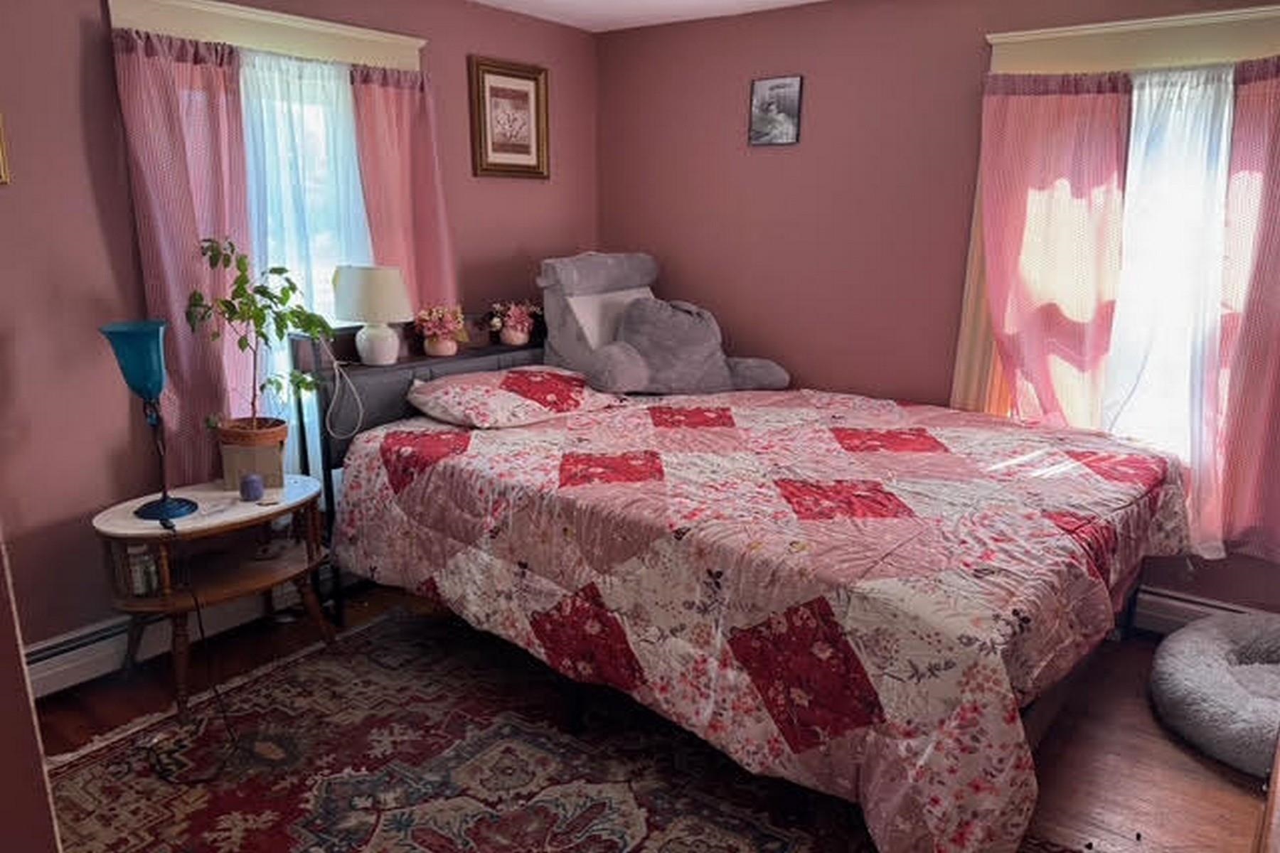 48 Baxter Street Property Photo 14