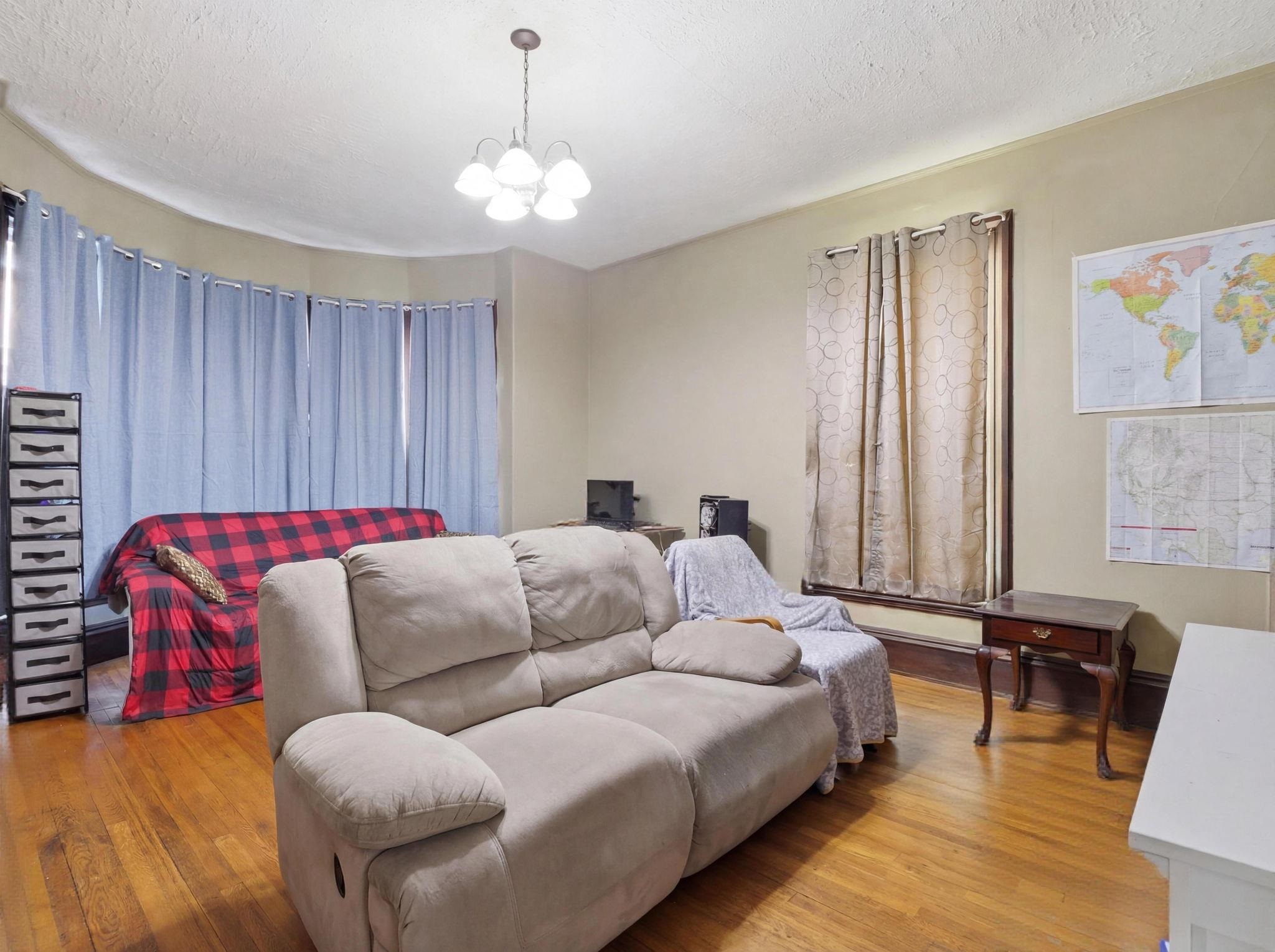 14 Mulberry Street Property Photo 2