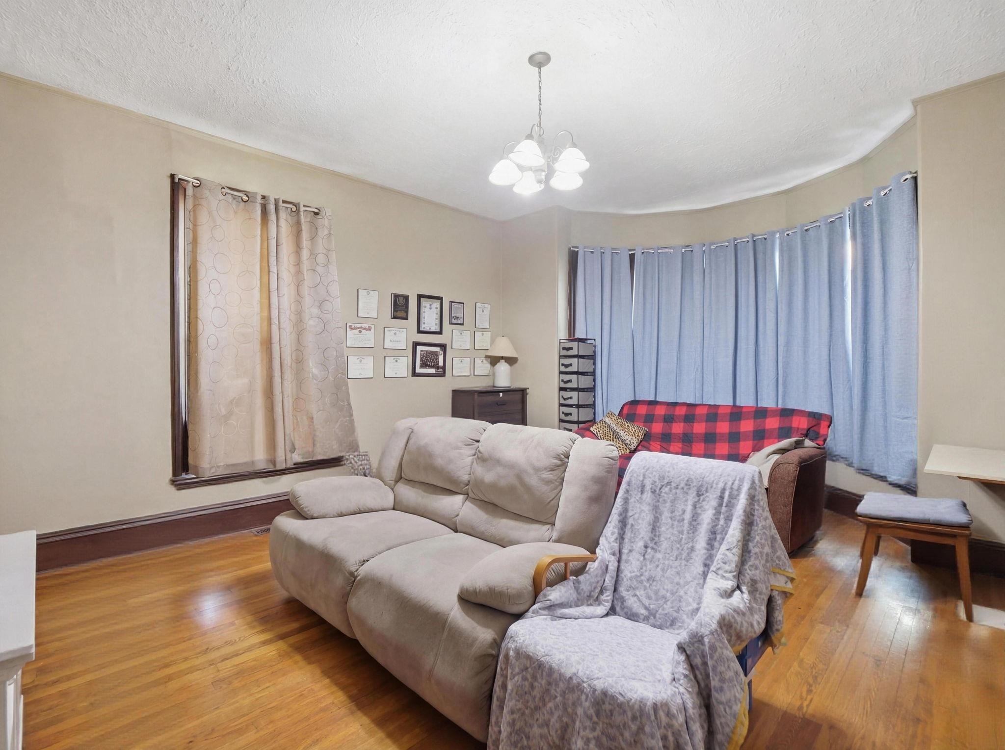14 Mulberry Street Property Photo 3