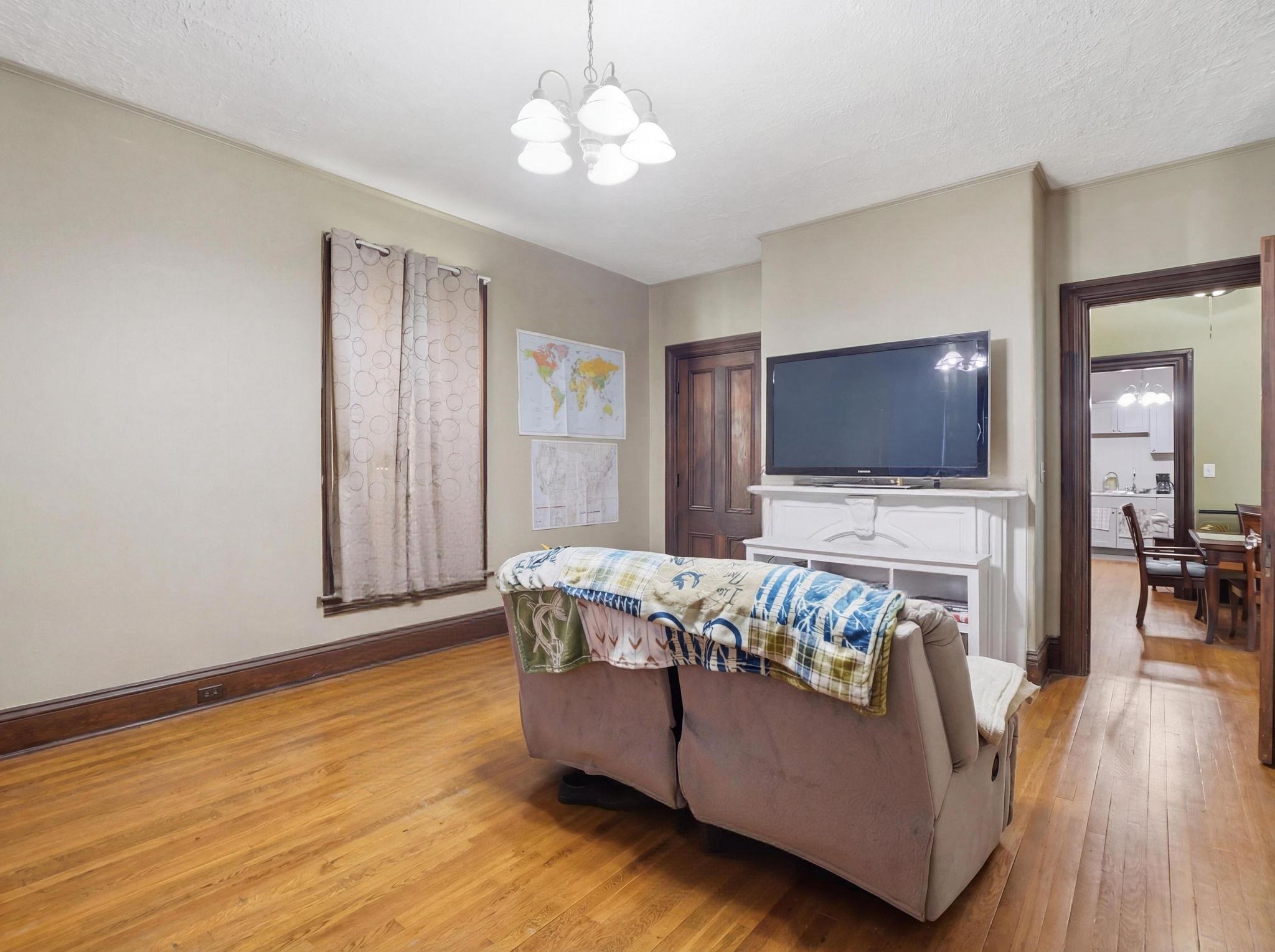 14 Mulberry Street Property Photo 4
