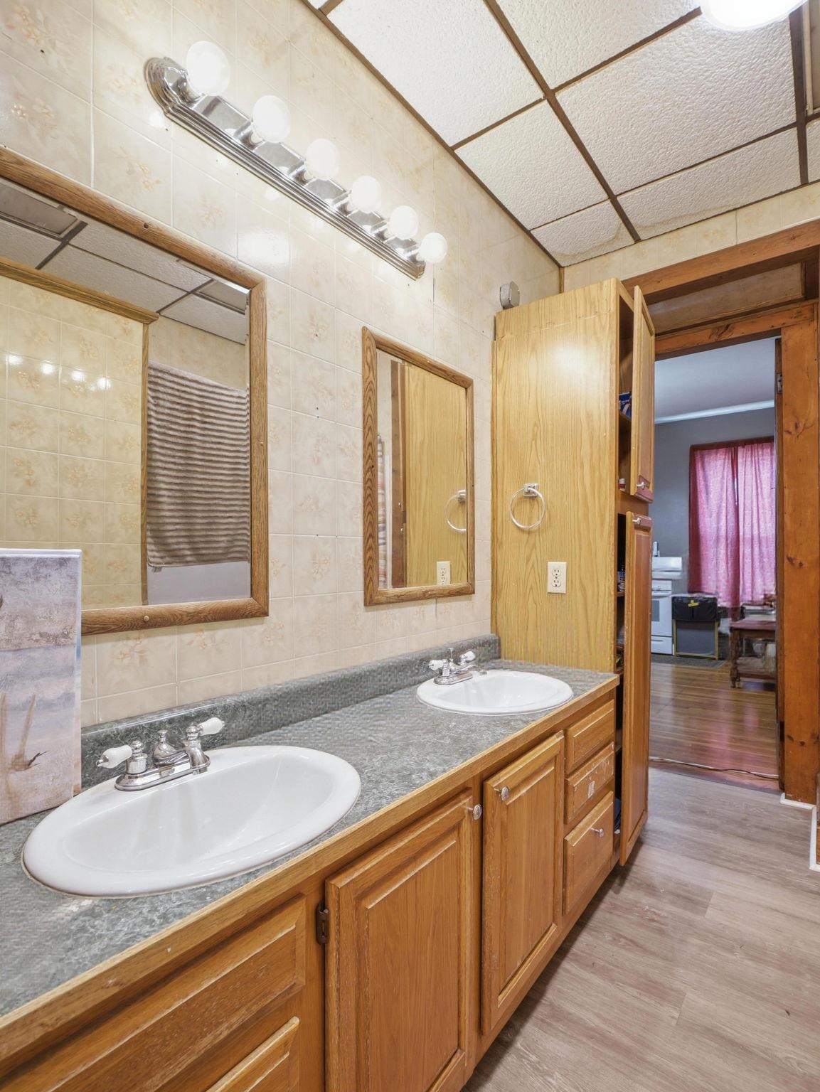14 Mulberry Street Property Photo 15