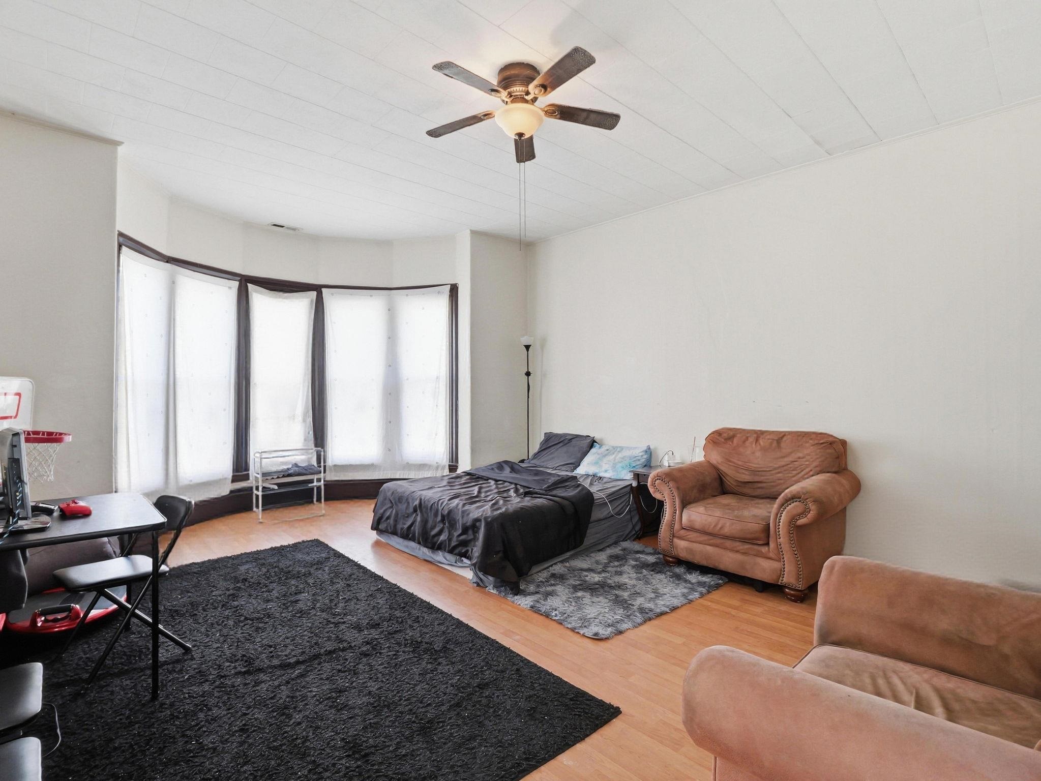 14 Mulberry Street Property Photo 20