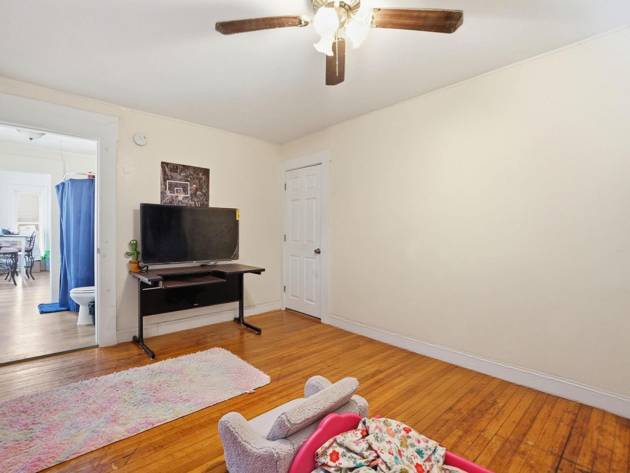 14 Mulberry Street Property Photo 26