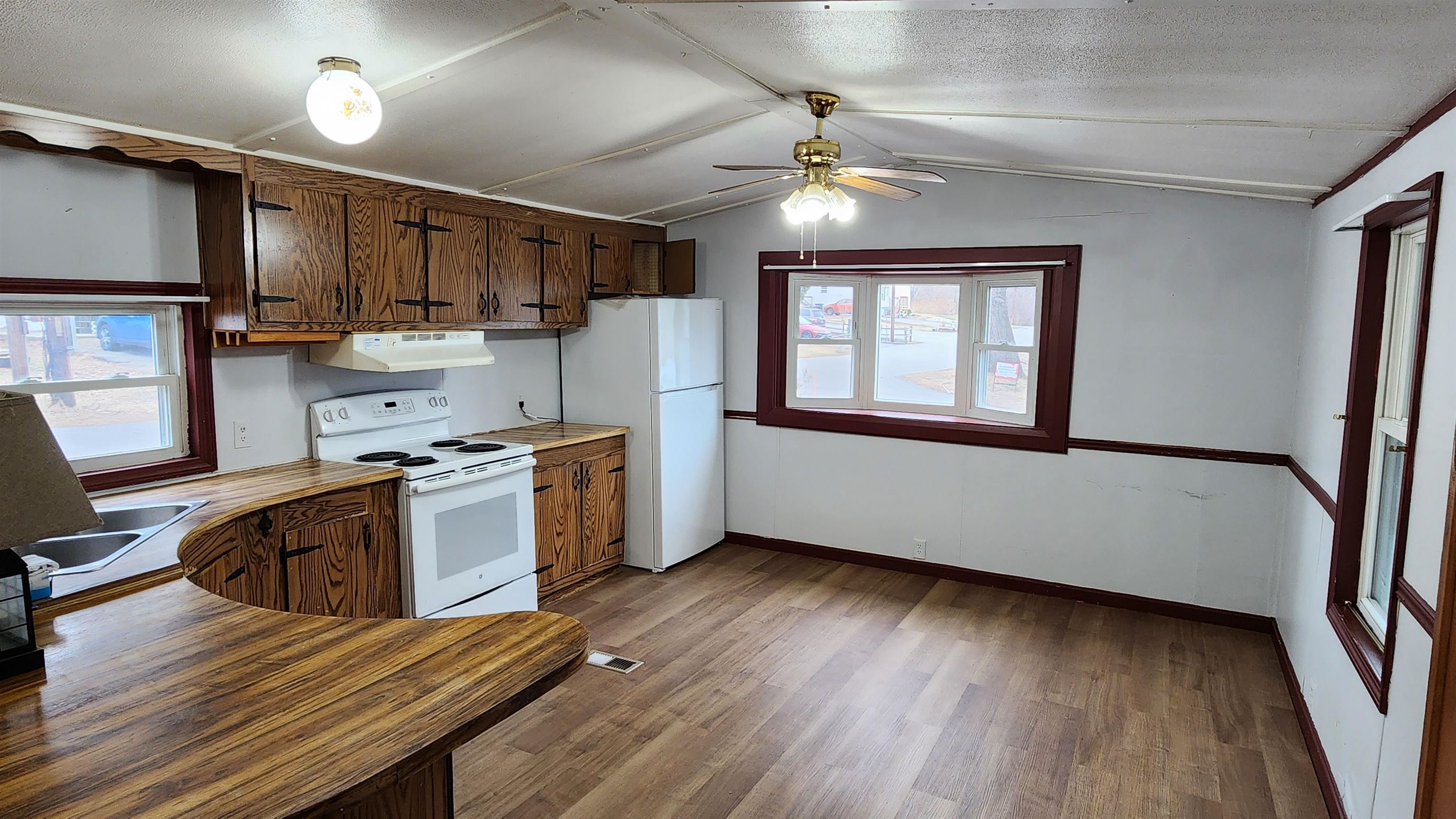 89 Morways Park Property Photo 3