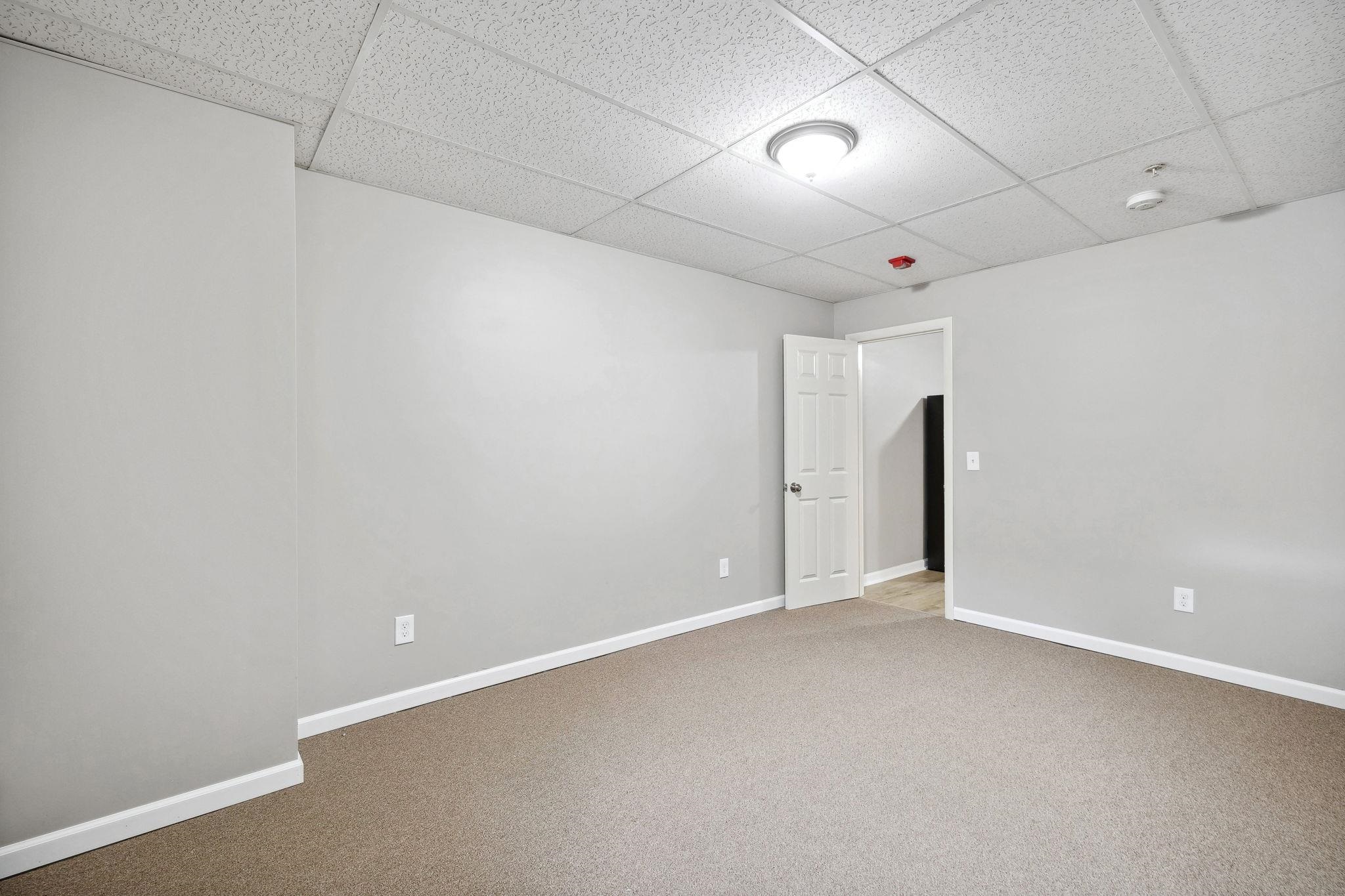 1 Pleasant Street Property Photo 19