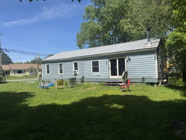 612 Pleasant Street Property Photo 2