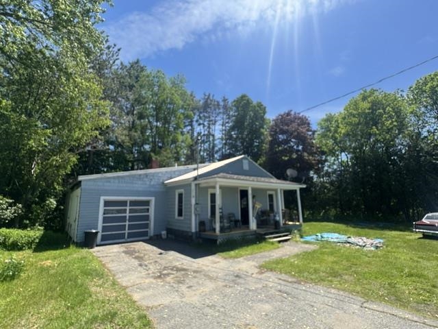 612 Pleasant Street Property Photo 5