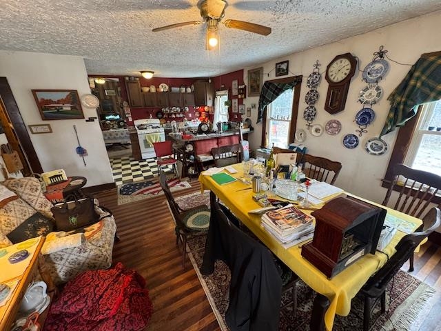 612 Pleasant Street Property Photo 7