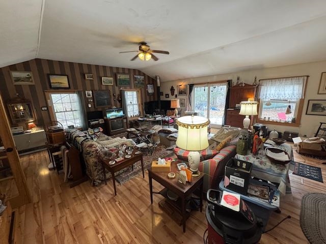 612 Pleasant Street Property Photo 17