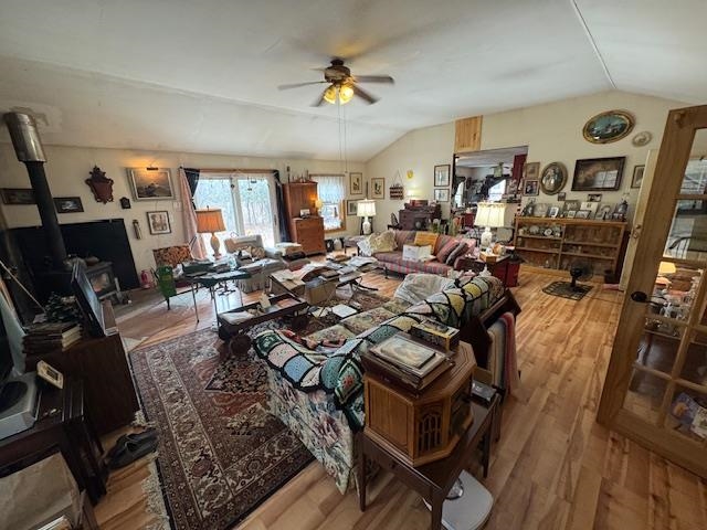 612 Pleasant Street Property Photo 20
