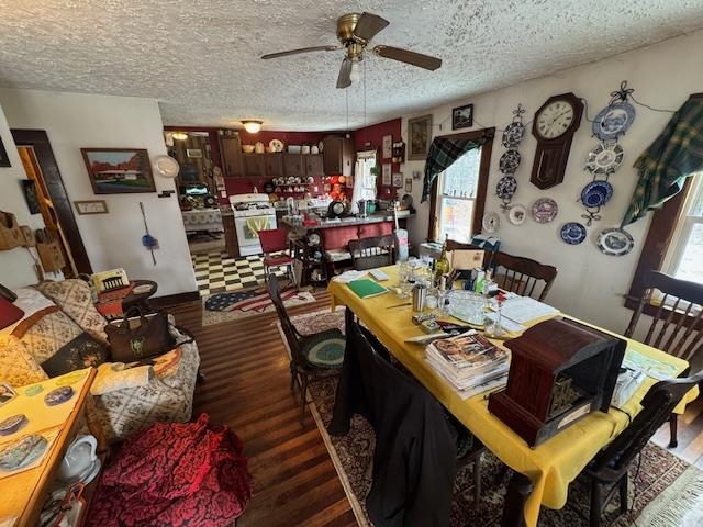 612 Pleasant Street Property Photo 23