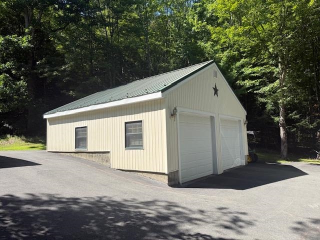 760 West Mountain Road Property Photo 3