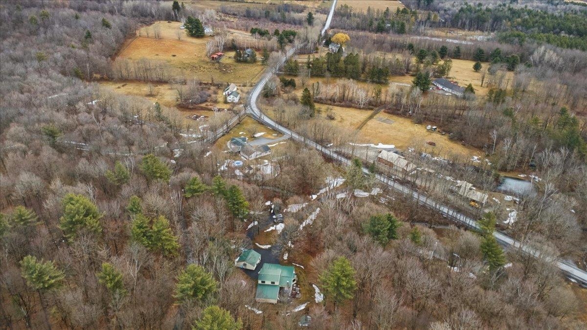 760 West Mountain Road Property Photo 6
