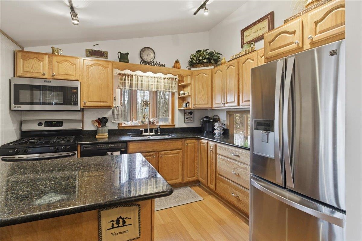 760 West Mountain Road Property Photo 14