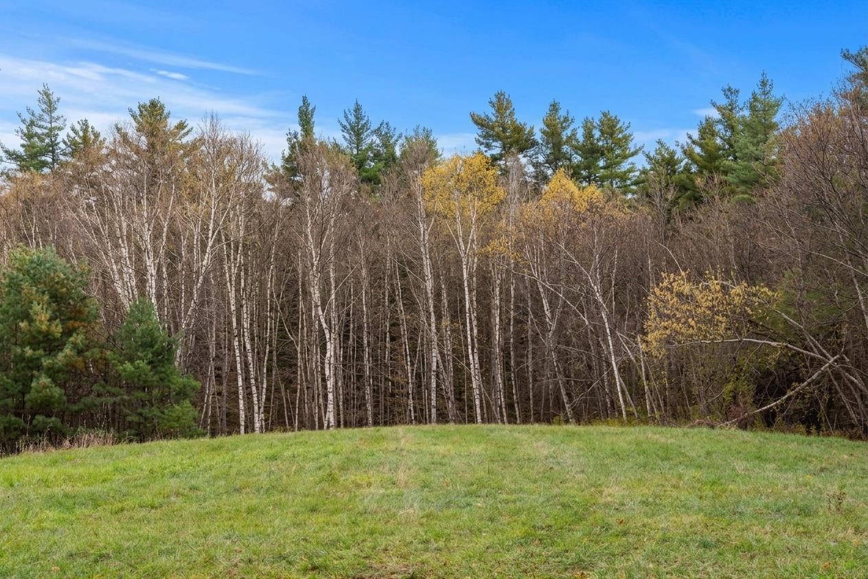 8a Stonegate Farm Road Property Photo 1