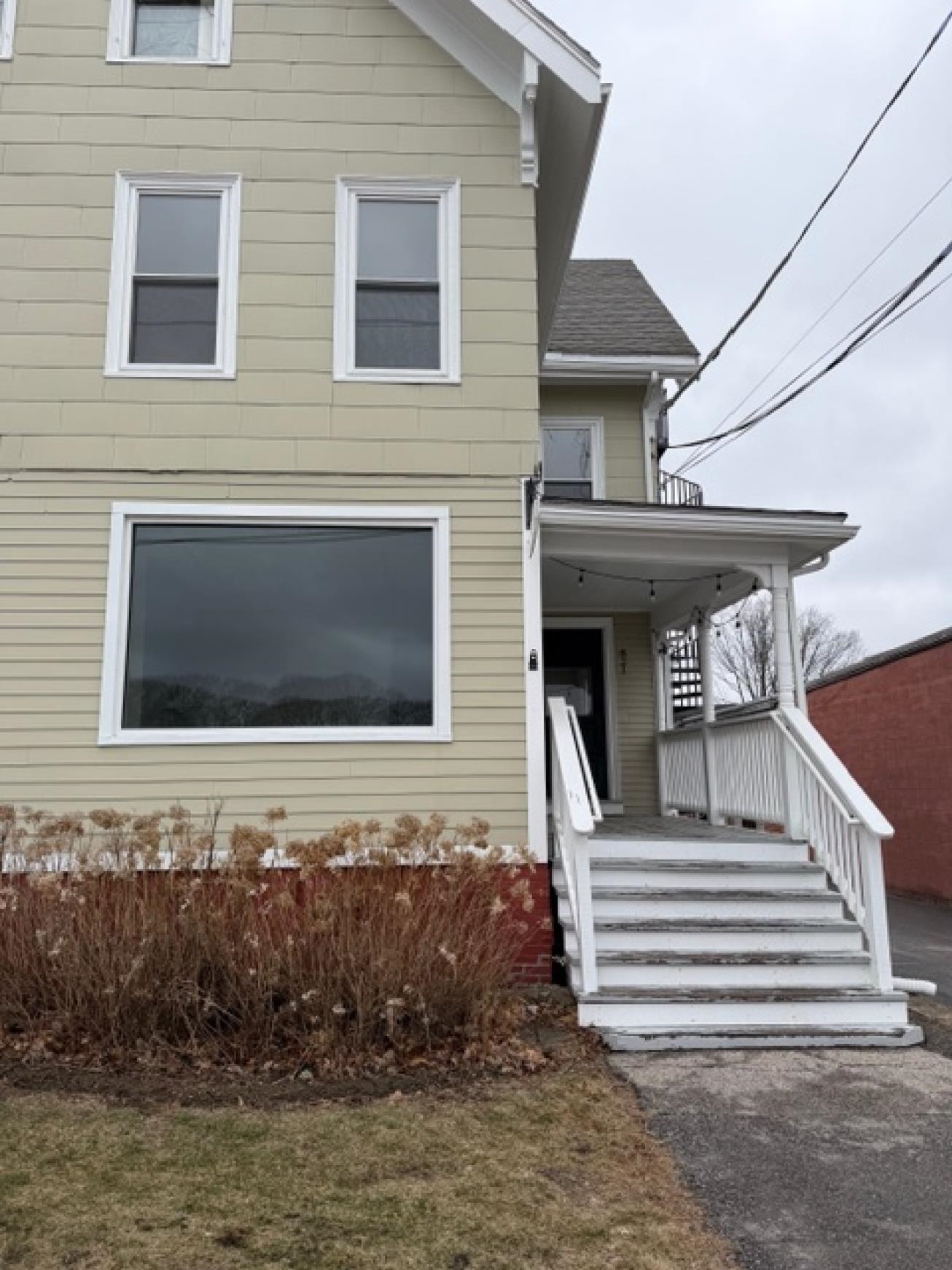 821 Islington Street Property Photo 2