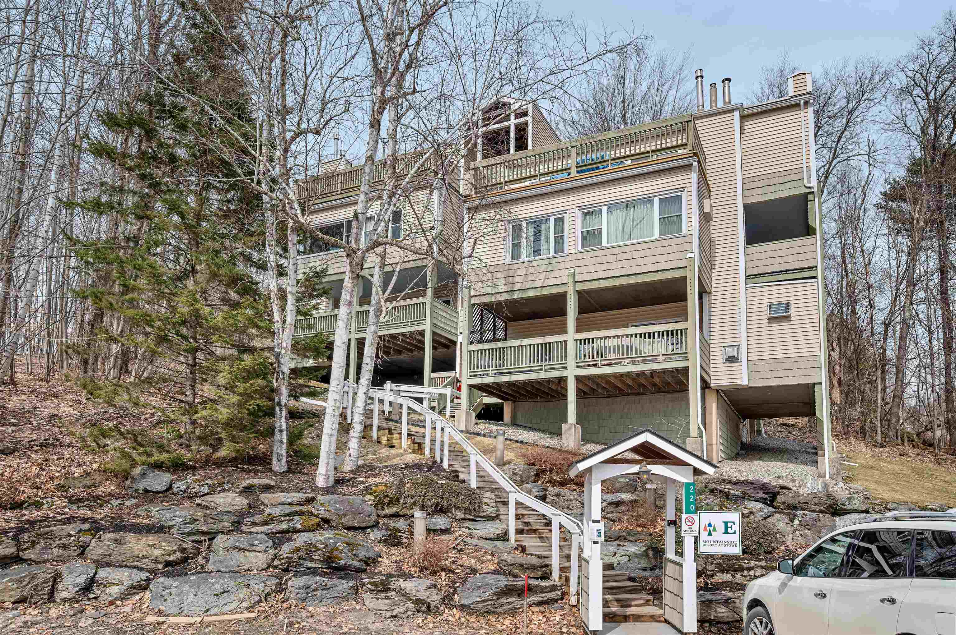 220 Mountainside Drive Property Photo 26