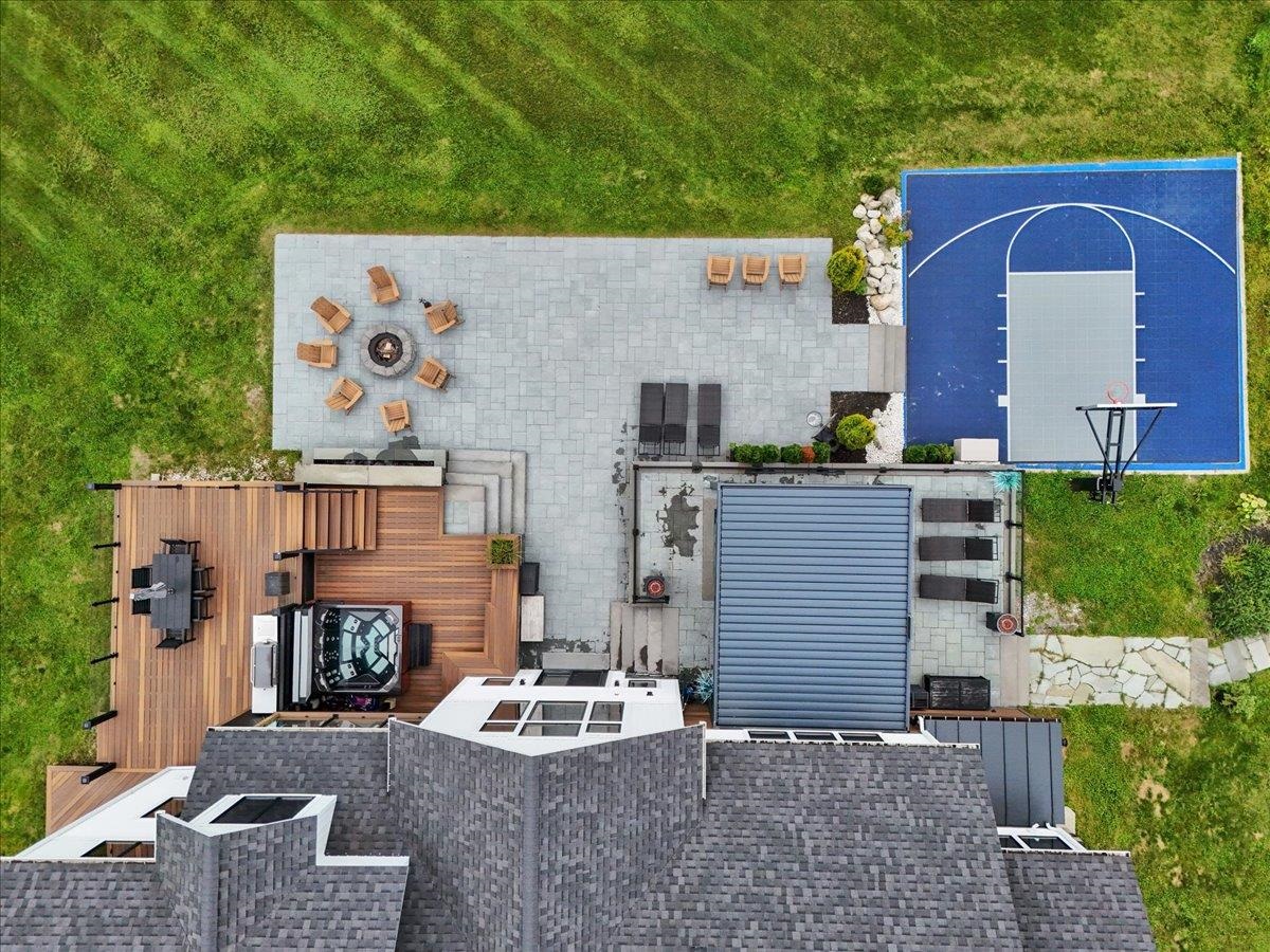 111 Lakeside Avenue Property Photo 48