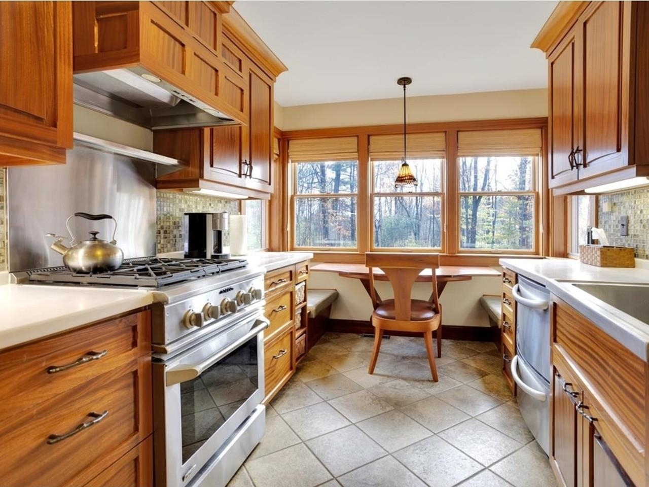 71-73 Highlands Drive Property Photo 5