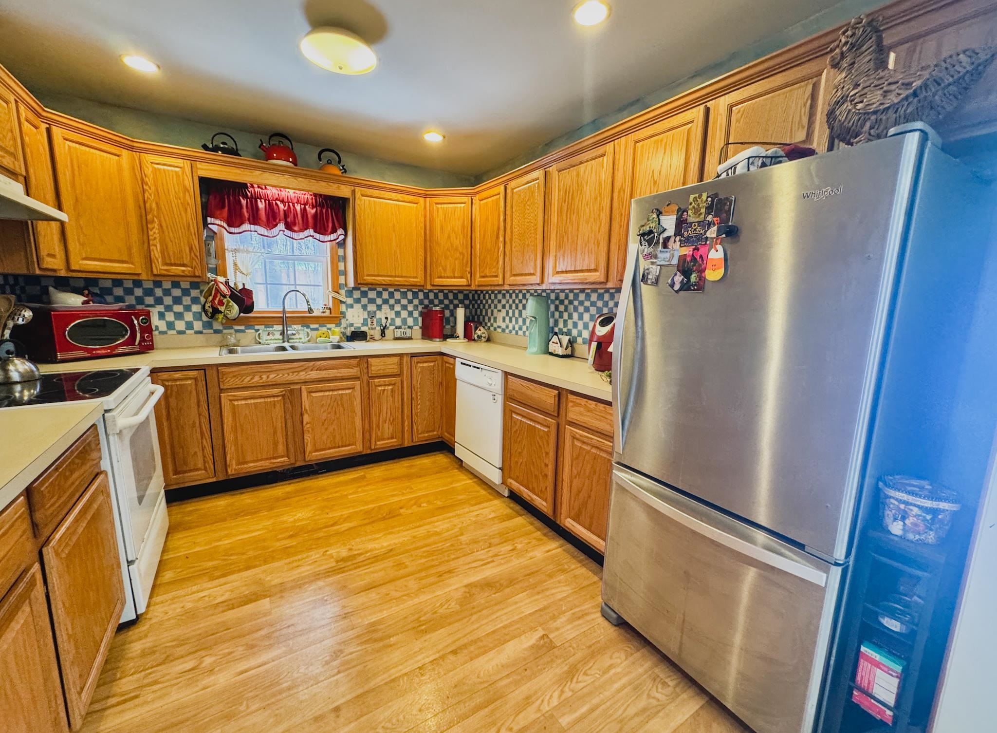 358 Birch Grove Property Photo 28