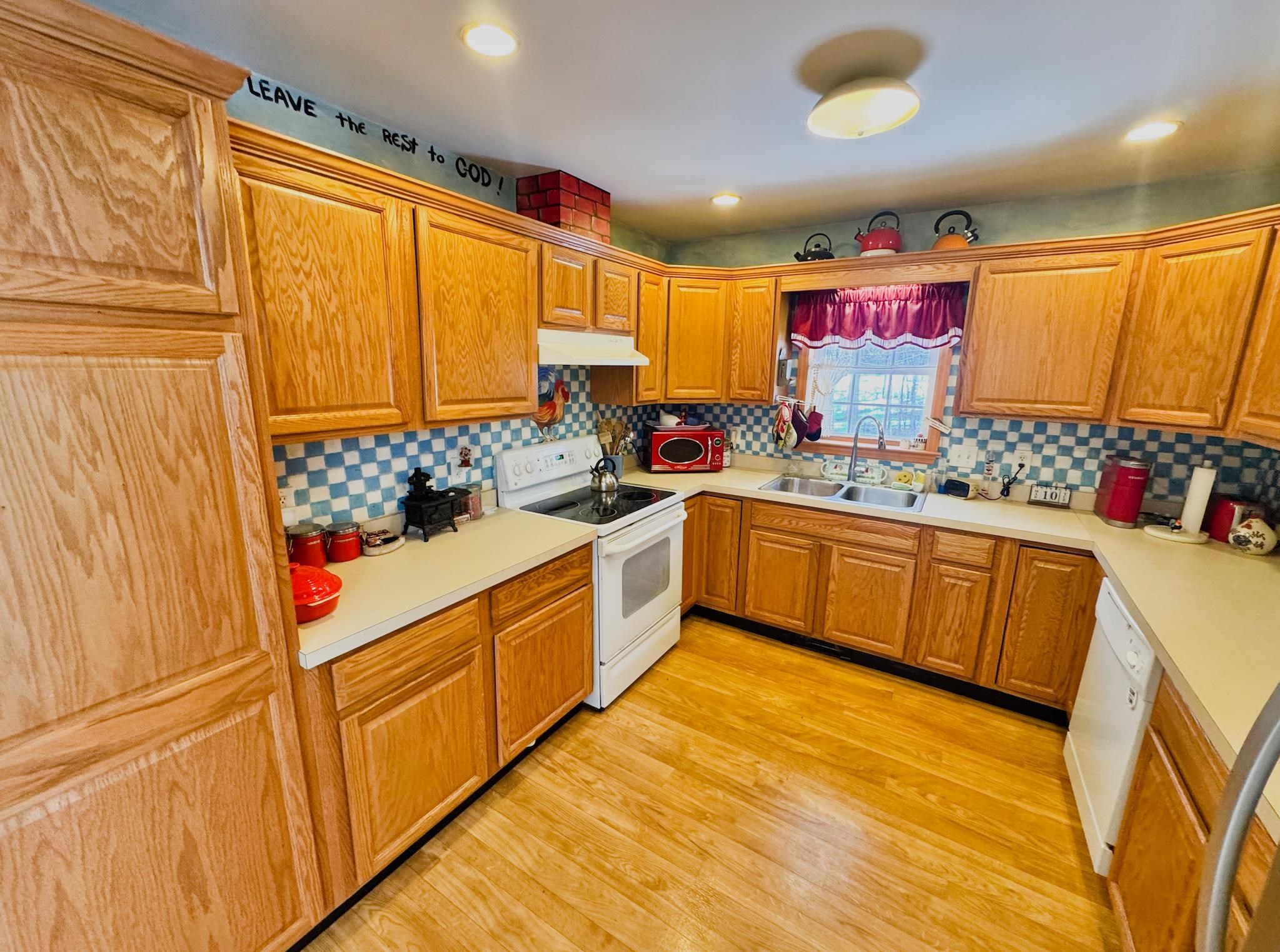 358 Birch Grove Property Photo 29