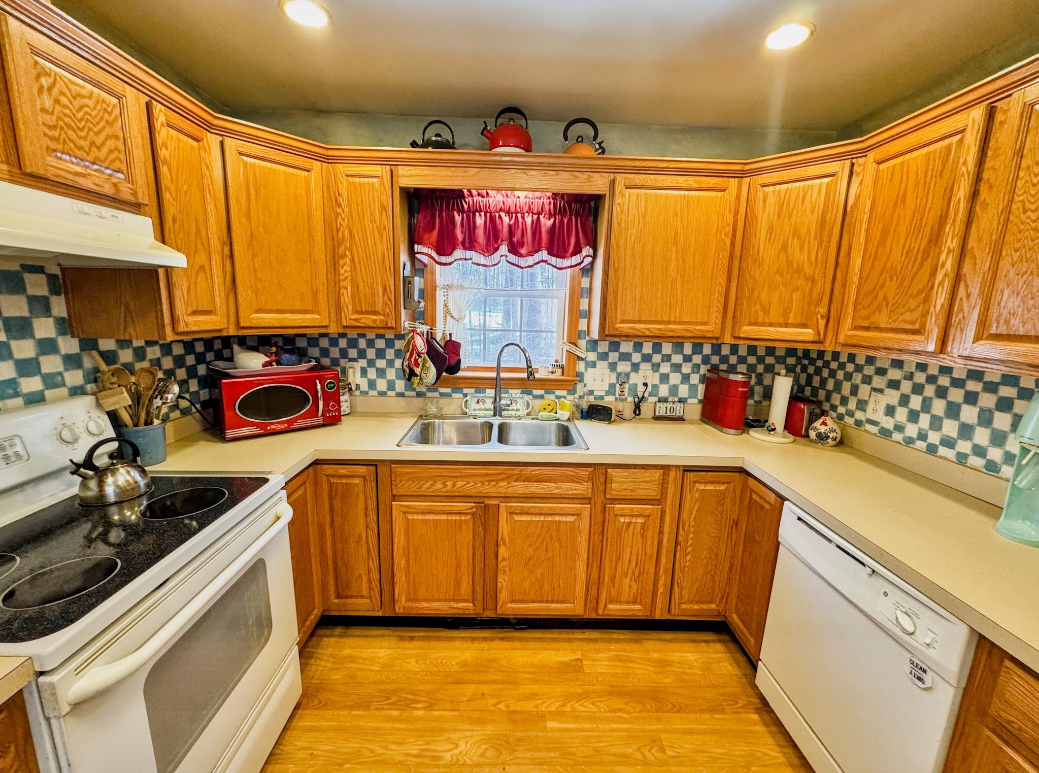 358 Birch Grove Property Photo 30