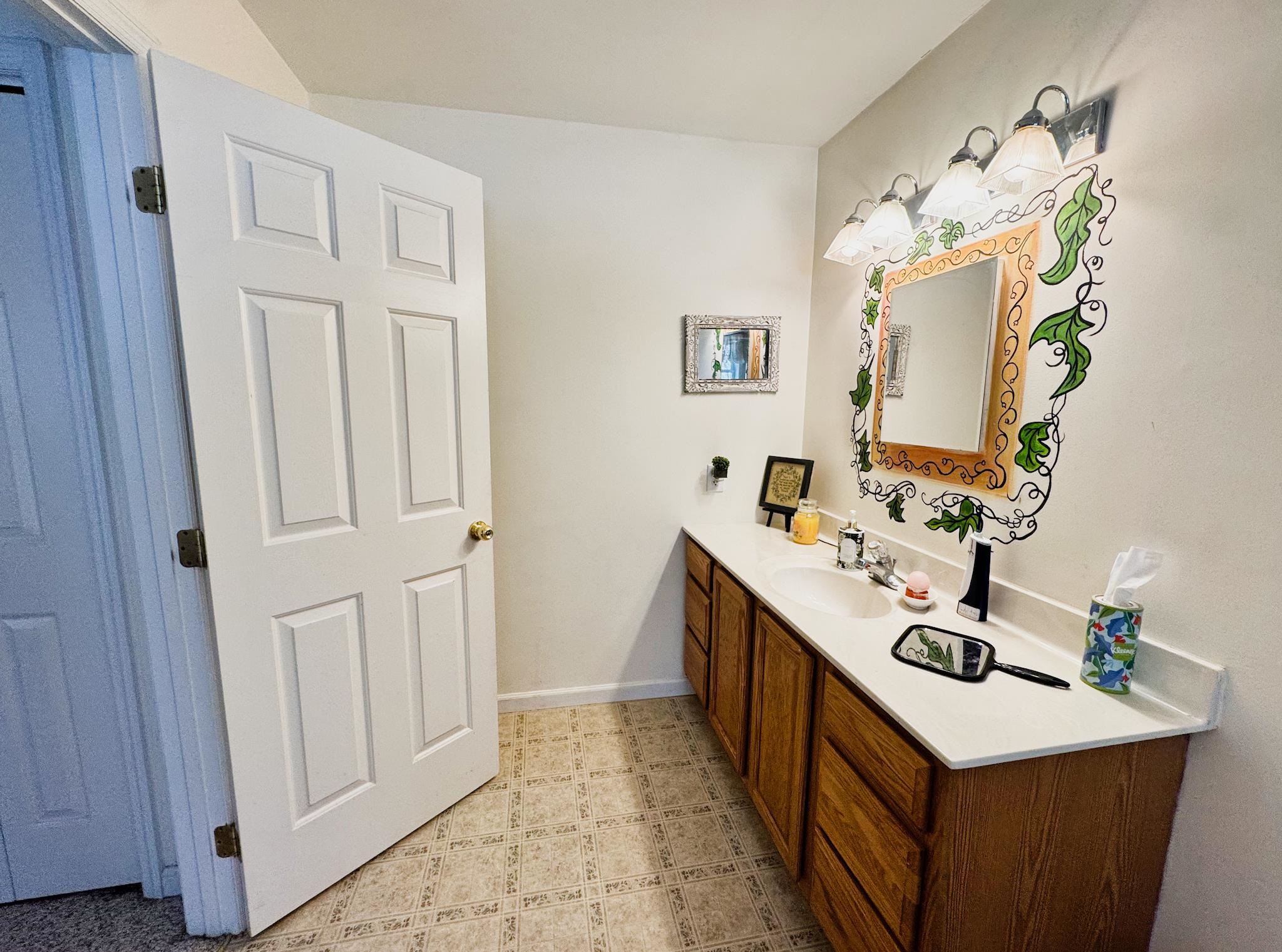 358 Birch Grove Property Photo 37
