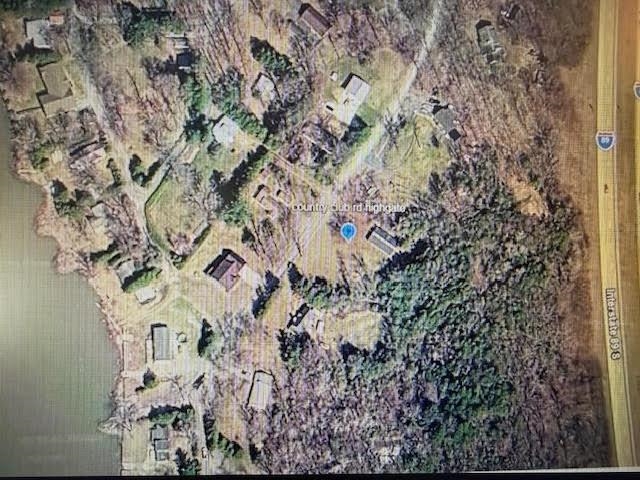 487 Country Club Road Property Photo 9